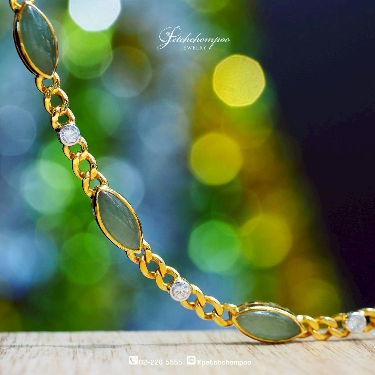 [30244] สร้อยข้อมือหยก Jade Harmony™ ประดับเพชร  59,000 