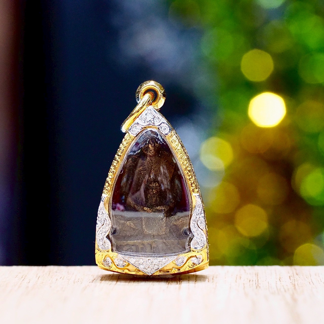 [30046] Statue of Luang Pho Chaem, Wat Chalong, gold frame with real diamonds, with certificate  129,000 