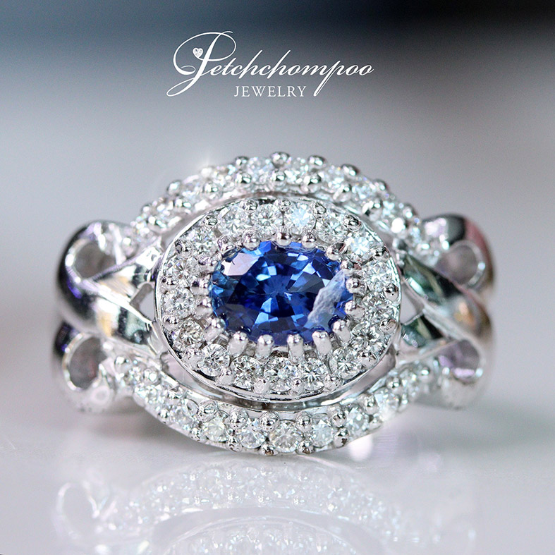 [023857] Blue Sapphire with diamond ring Discount 45,000