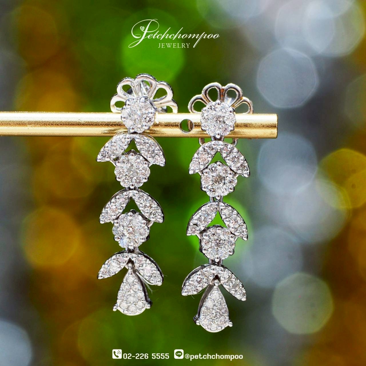 [30267] ต่างหูเพชรลายใบไม้เรียงช่อ Leaflight Elegance™ เพชรรวม 1.24 กะรัต  49,000 