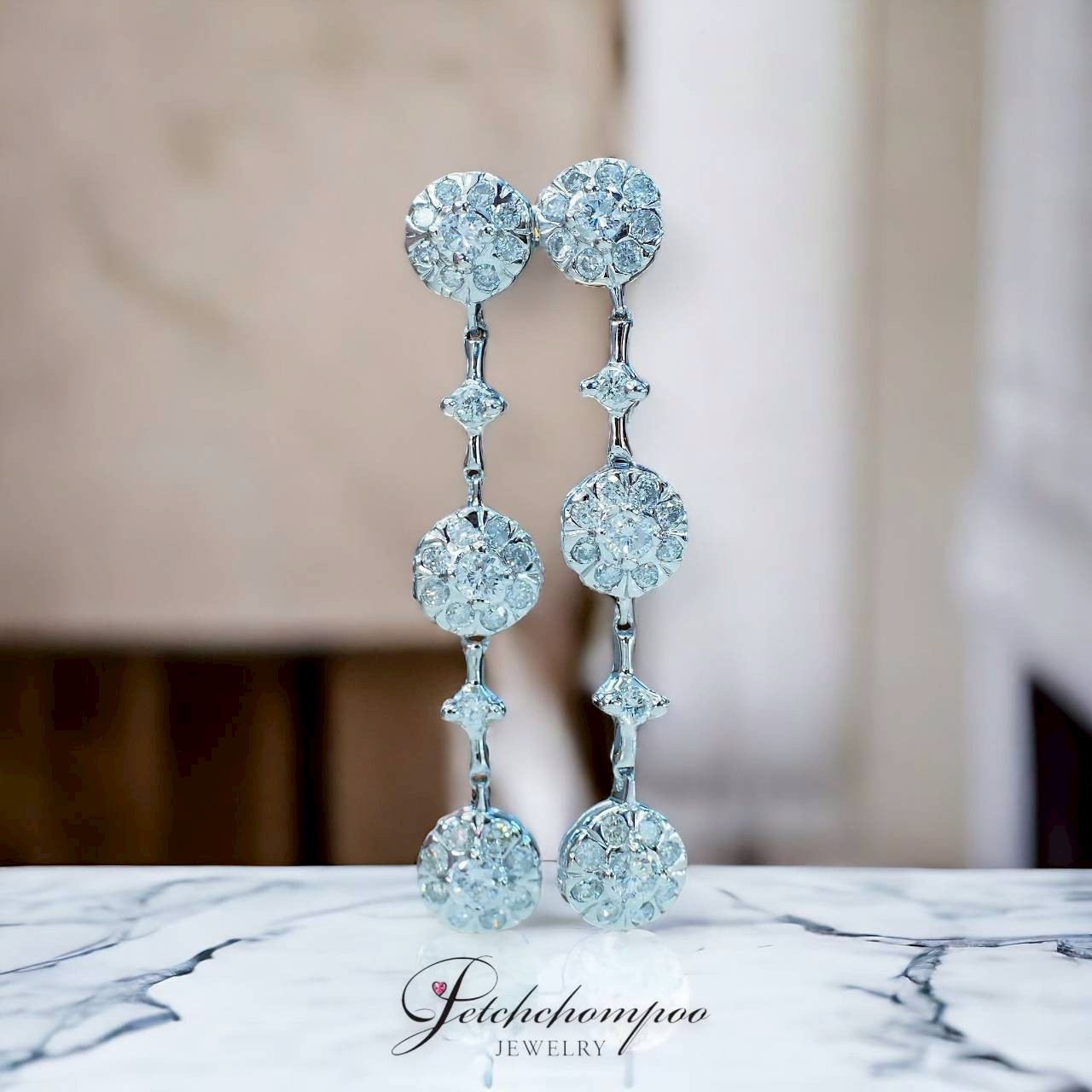 [28558] Diamond earrings, 1.36 carats  29,000 