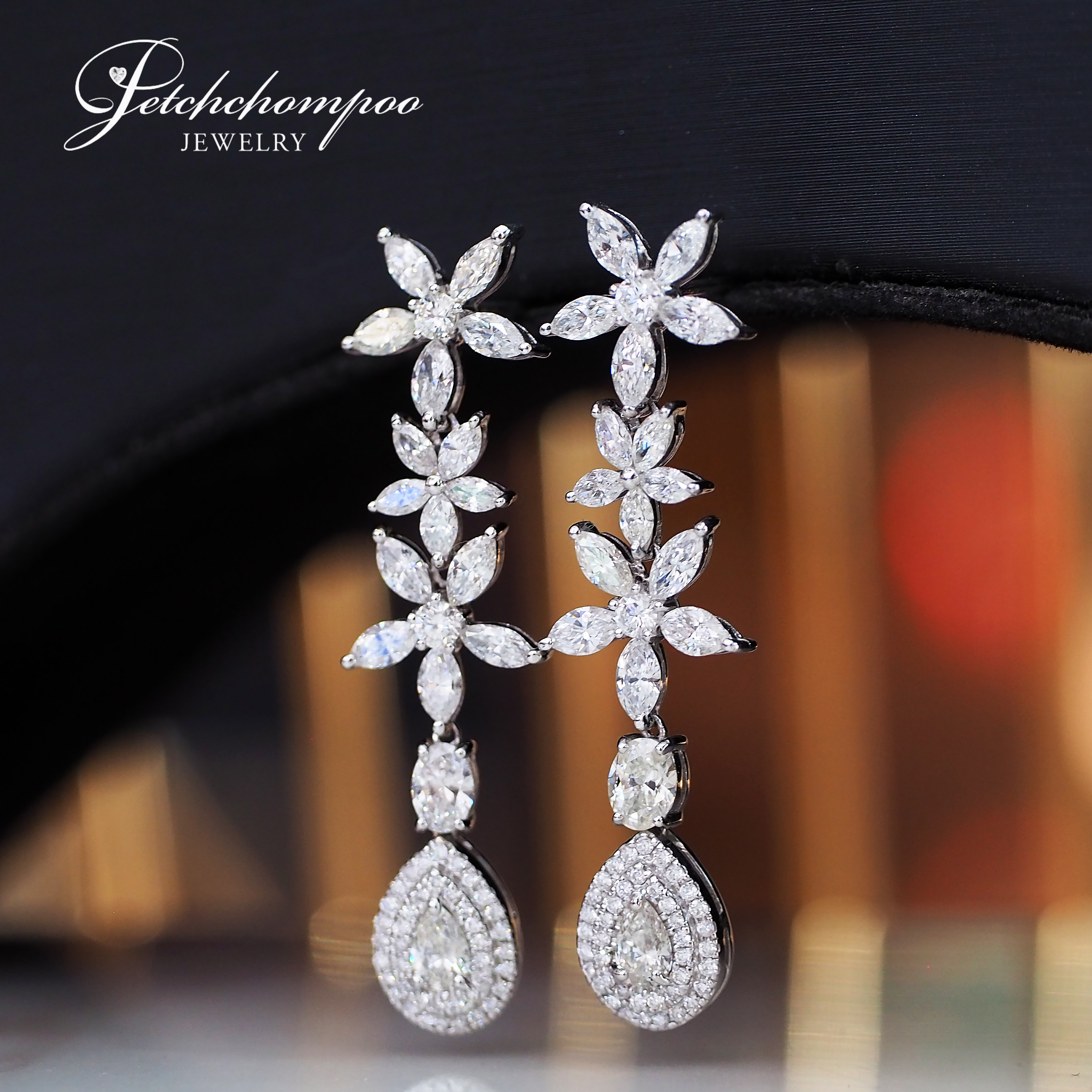 [26888] 4.20 carats of diamond earrings  159,000 