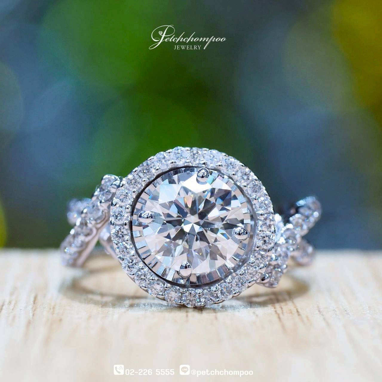 [27709] Celestial Radiance™ 1.72 Carat Triple Excellent Diamond Ring | J VS2 3EX HRD Discount 269,000