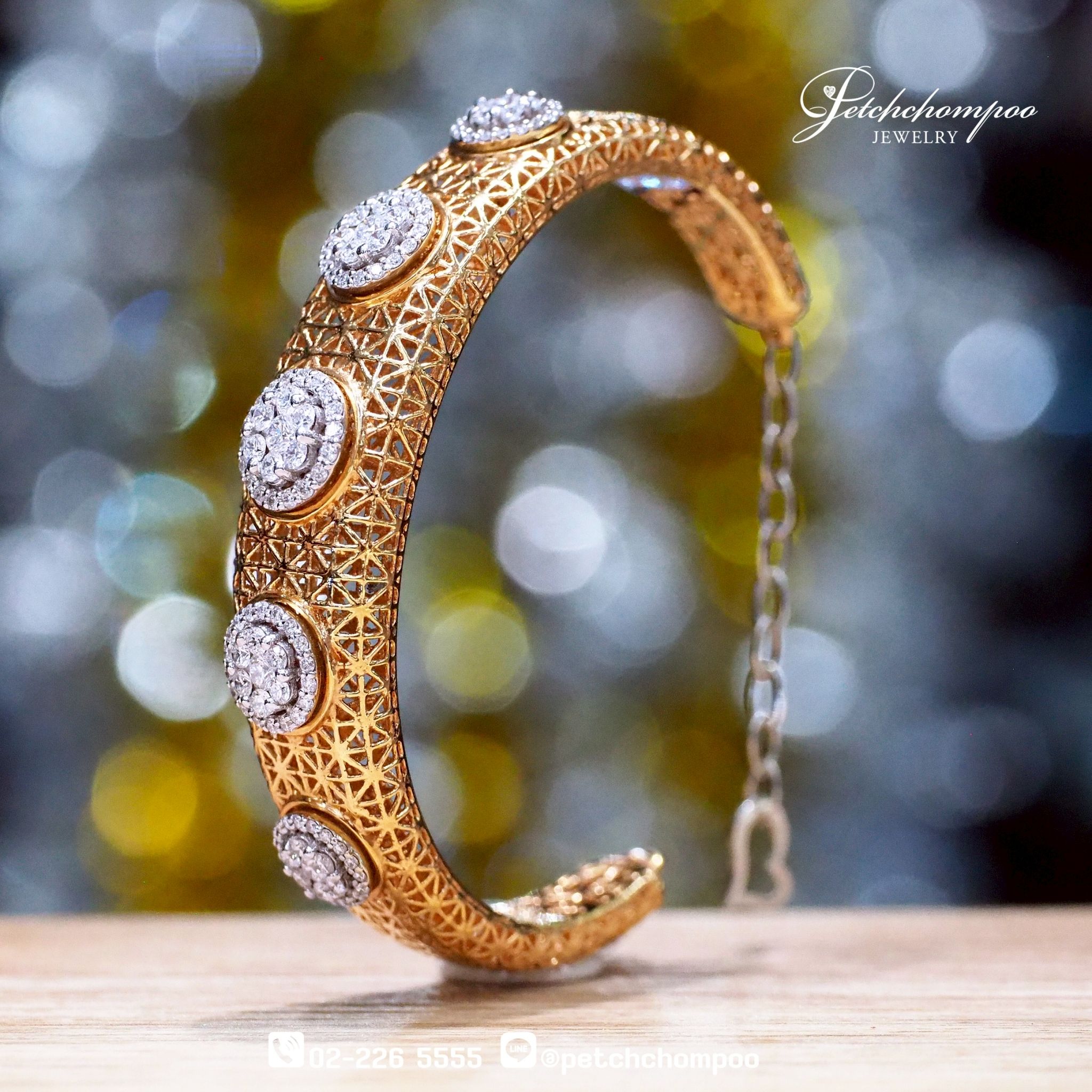 [021942] “Celestial Glow™” – Pink Gold Diamond Bangle, 3.20 Carats in 18K with Filigree Design  149,000 
