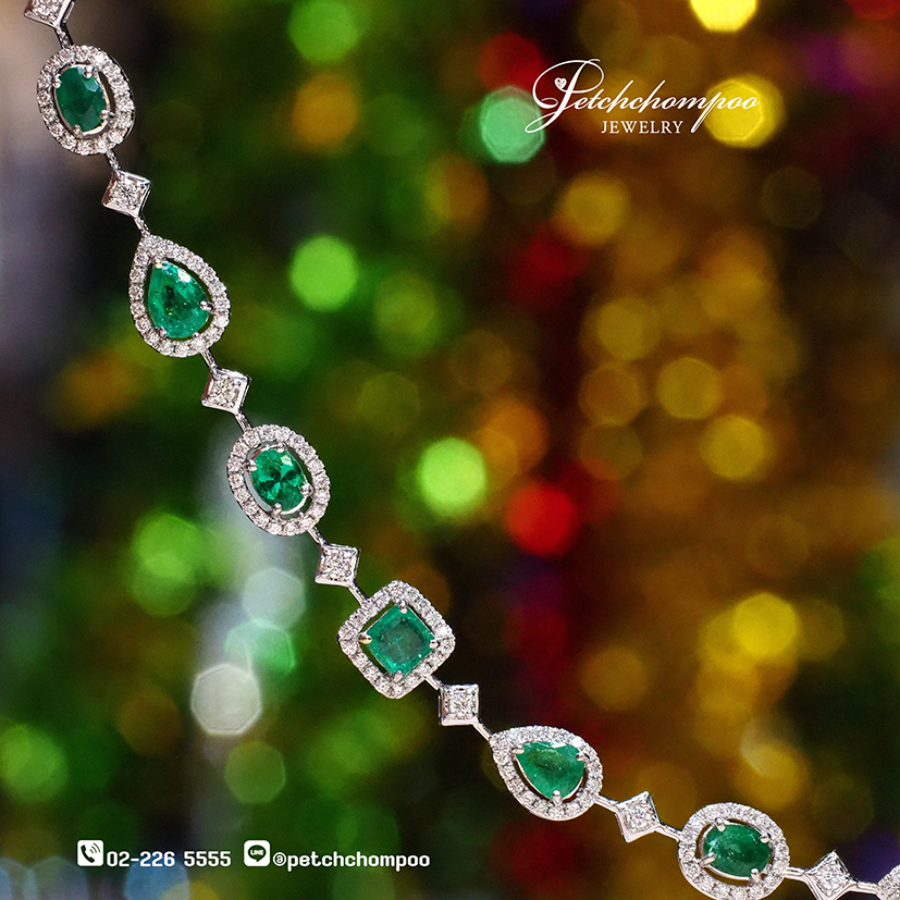 [29778] Emerald Elegance™ – Colombian Emerald & Diamond Bracelet  99,000 