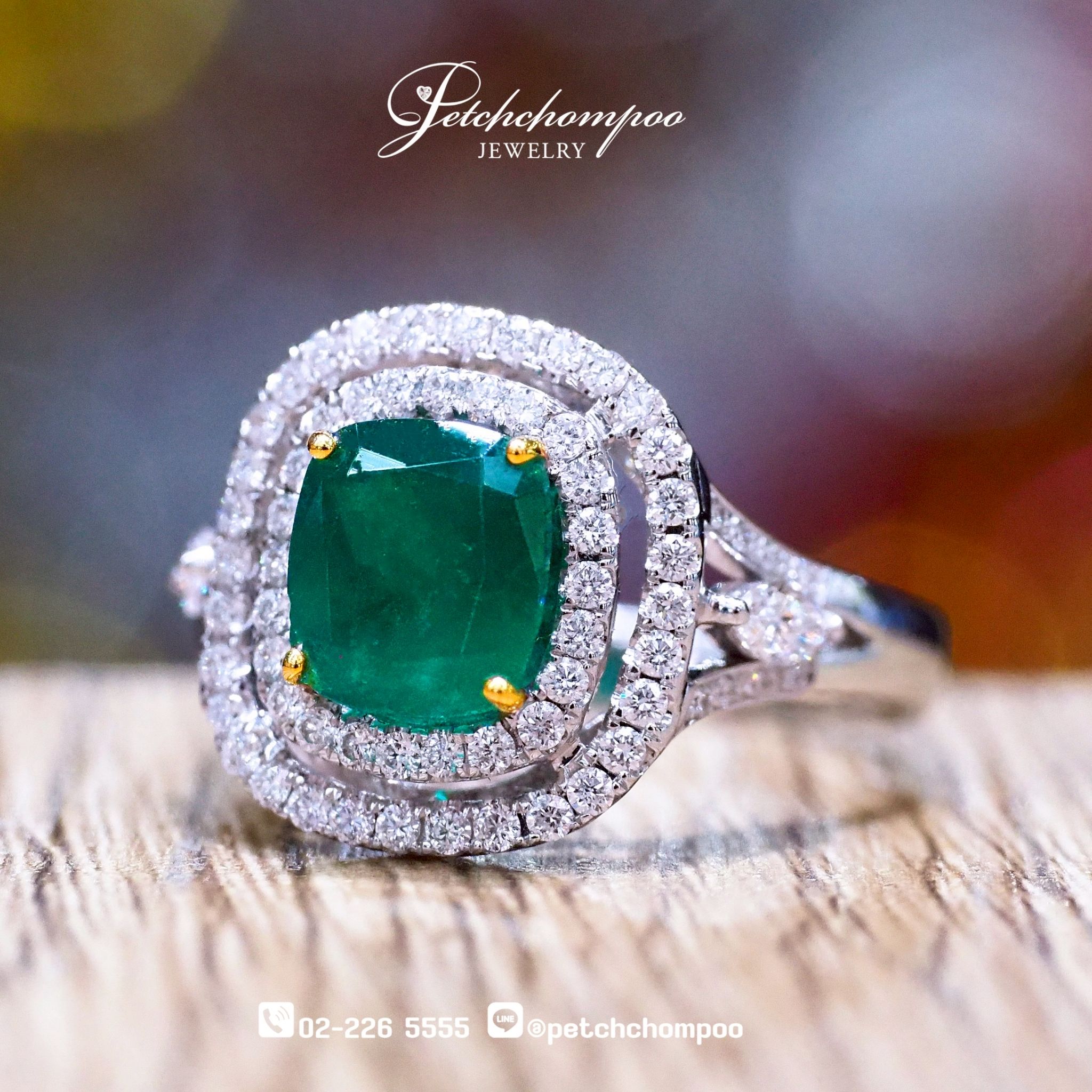 [024505] Emerald with diamond ring  79,000 