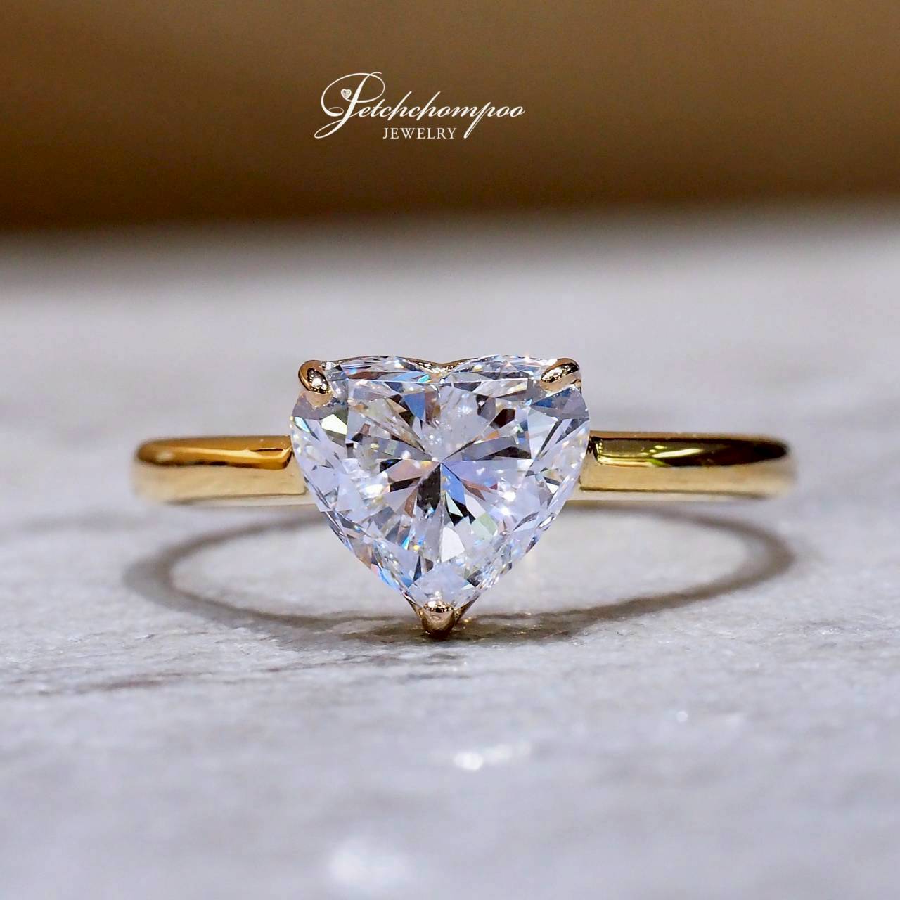 [30777] แหวนเพชรหัวใจ Golden Heart Whisper 1.51 กะรัต ทองคำ ลดราคาเหลือ 199,000