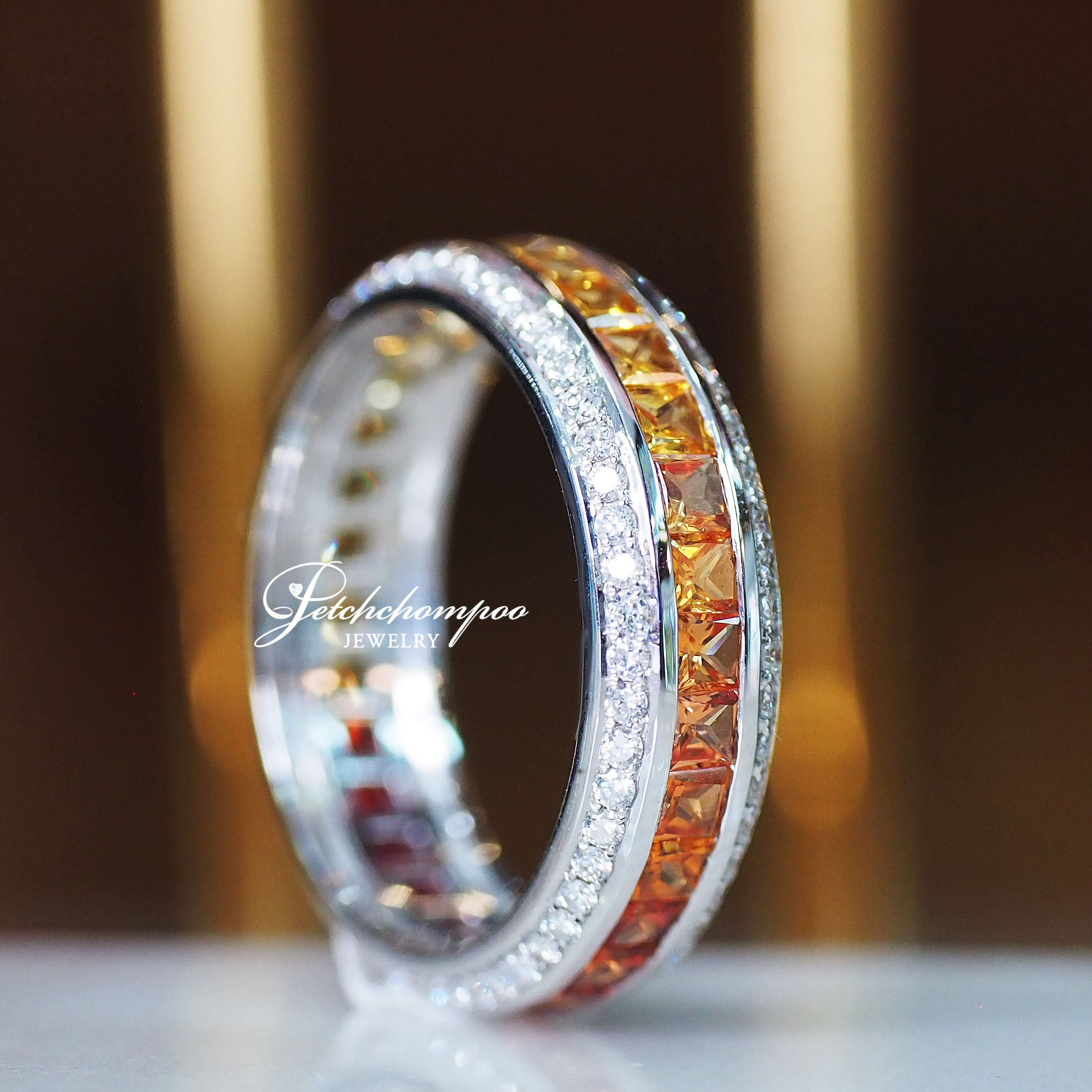 [26975] แหวนพลอย Multicolor Sapphire ฝังเพชรรอบวง  69,000 