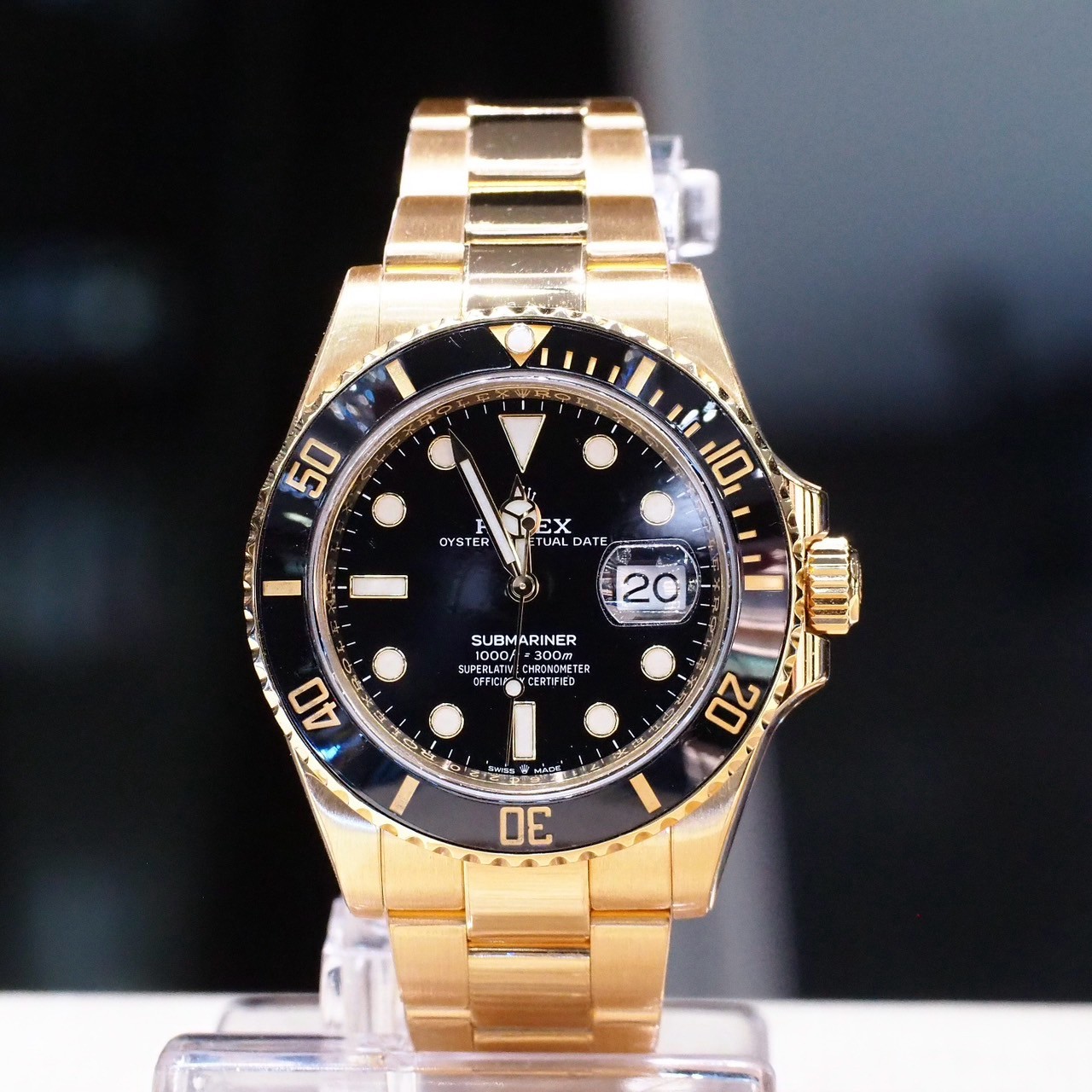 [29870] Rolex Submariner Date Ref.126618LN – 18K Yellow Gold with Black Ceramic Bezel  1,190,000 