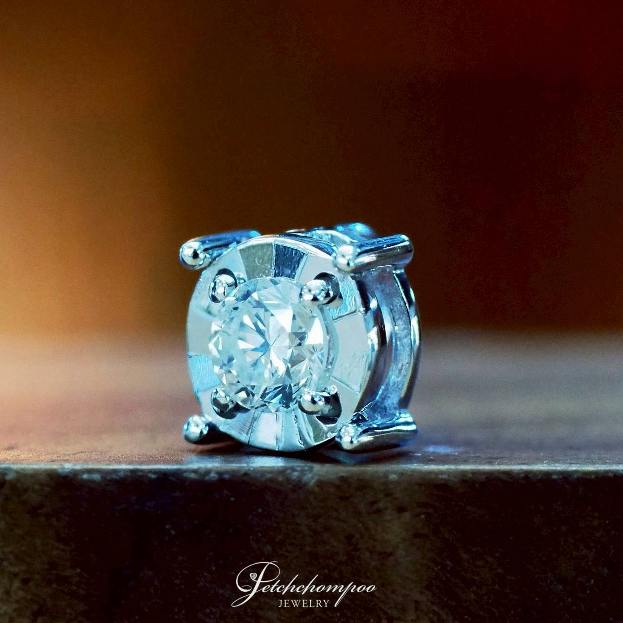 [30607] Luminé Petite Solitaire Pendant  11,000 