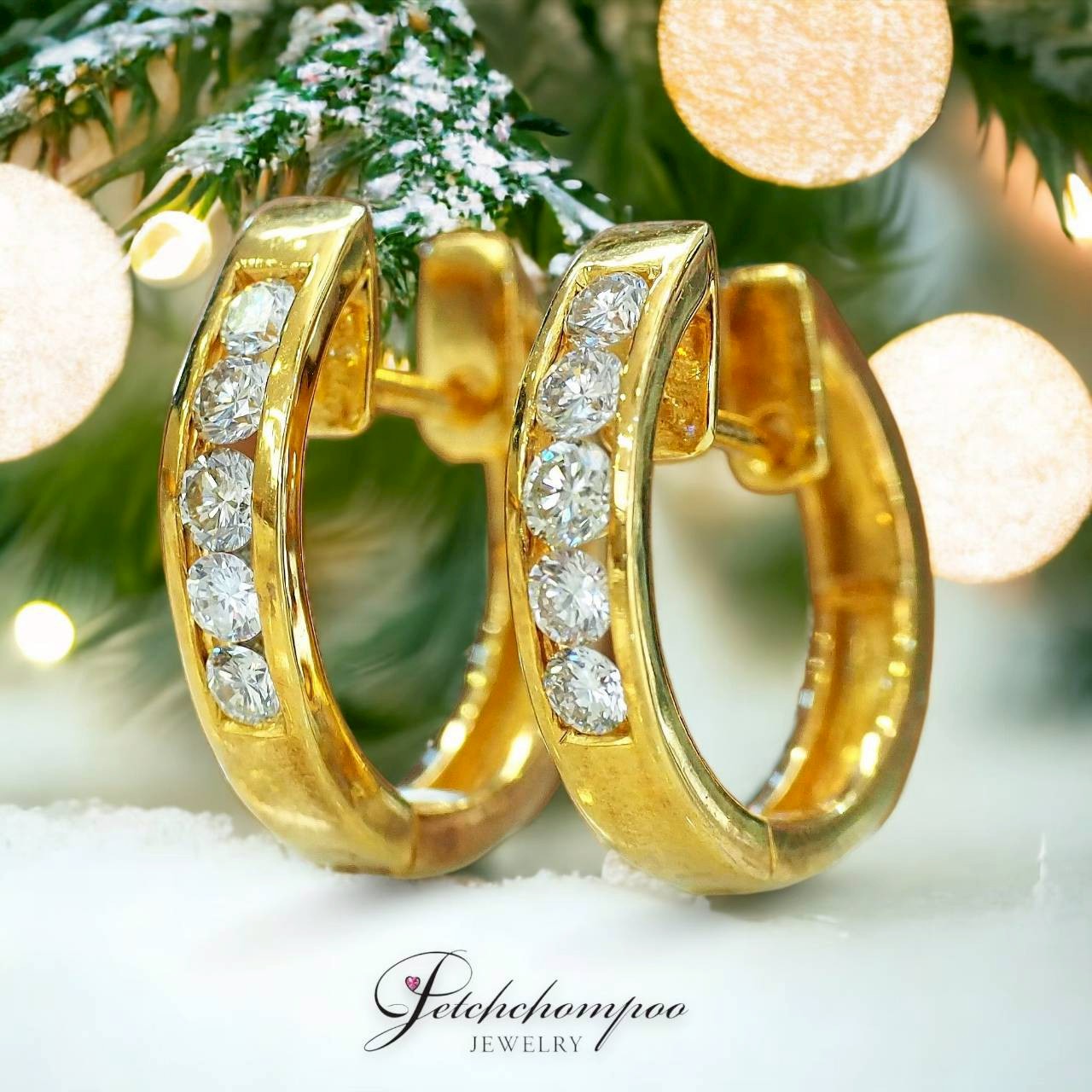 [28499] Diamond hoop earrings 0.50 carat  29,000 