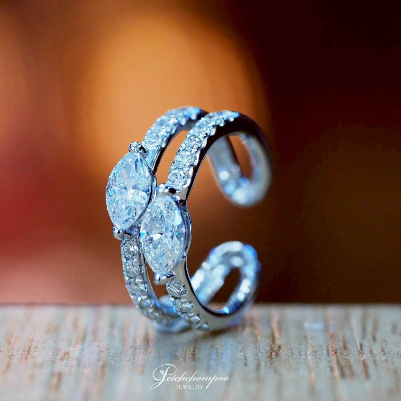 [30605] ต่างหูเพชร Earcuff Luminous Curve Sparkle 0.42 กะรัต  39,000 