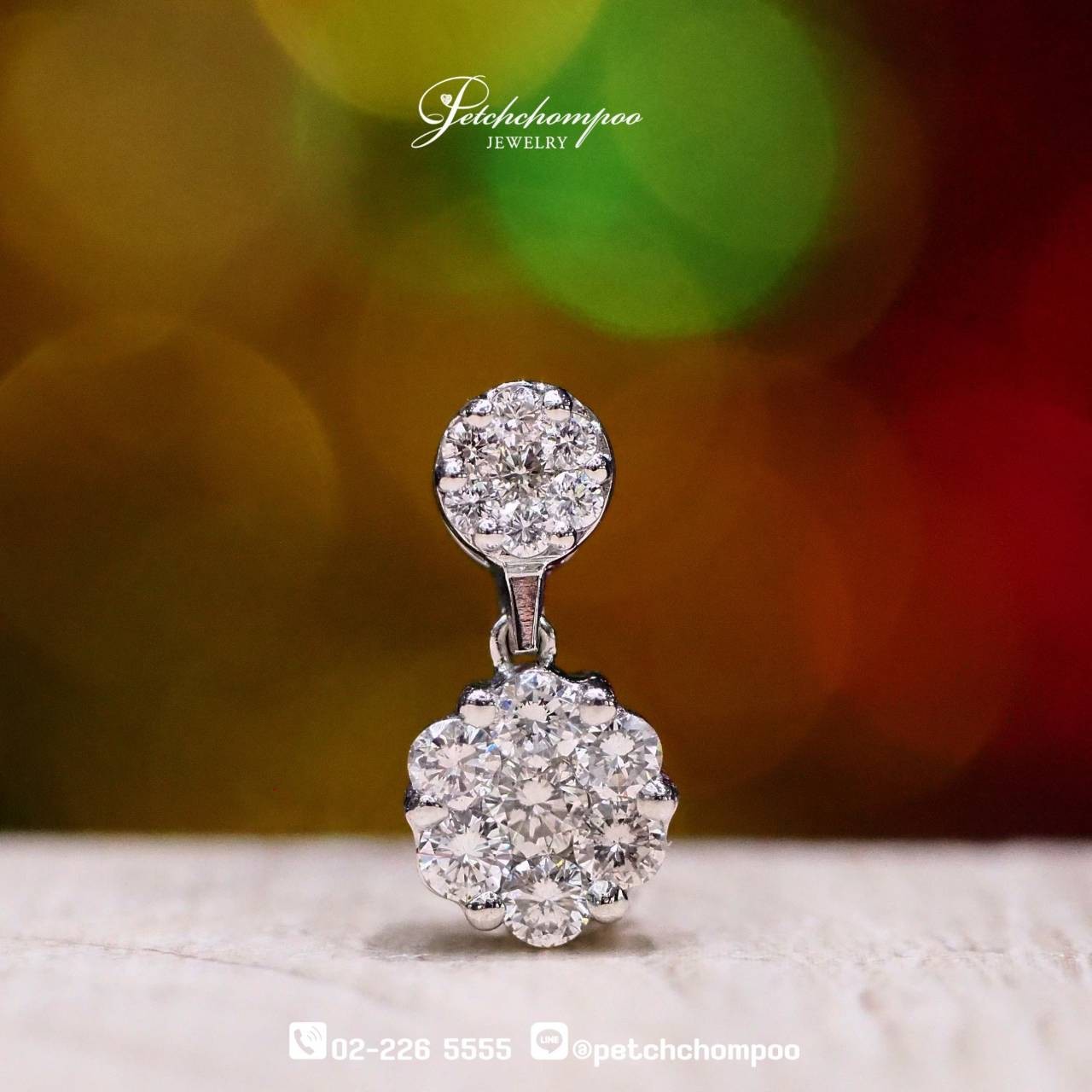 [29807] Twinkle Bloom™ – 0.47 Carat Diamond Pendant  19,000 