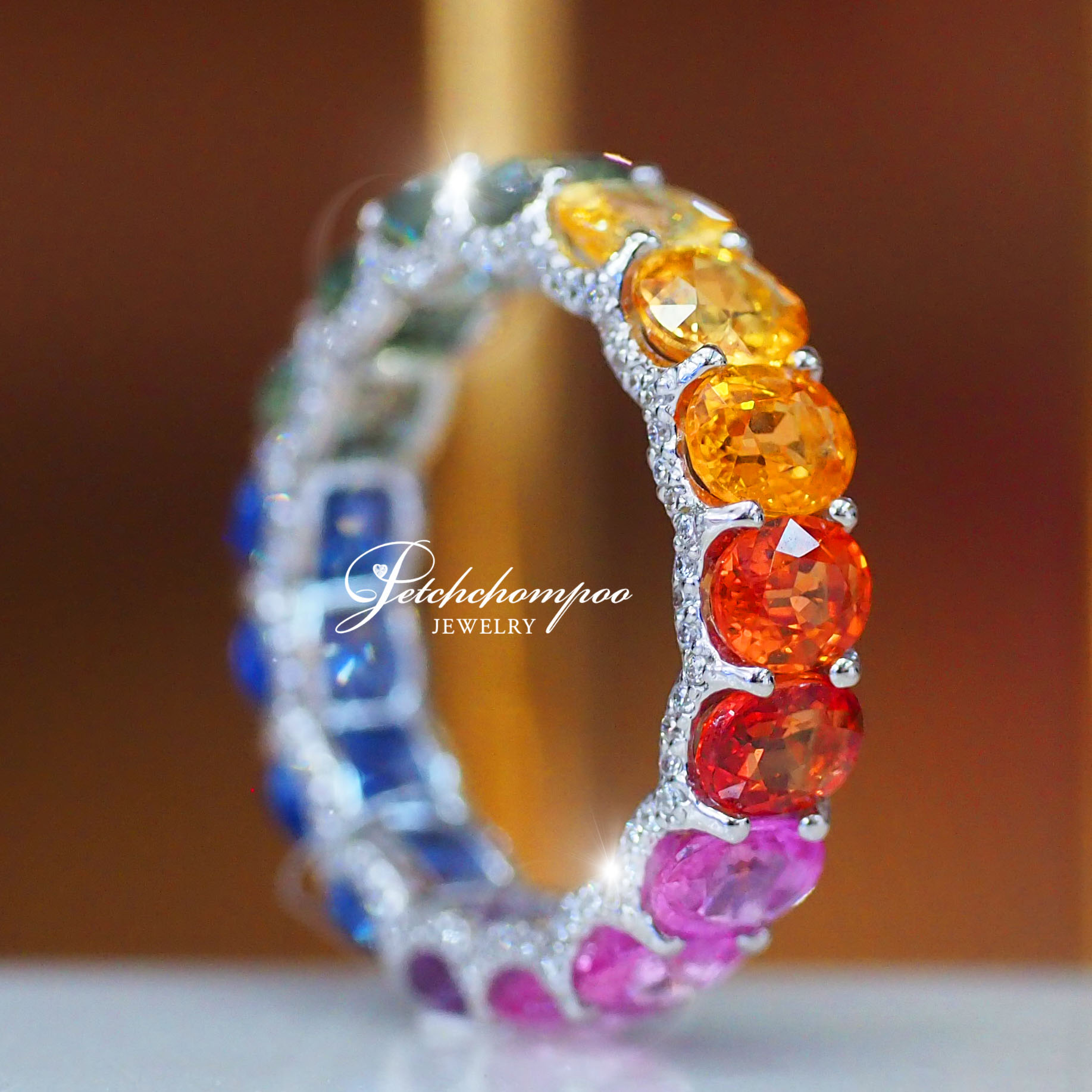[26973] แหวนพลอย Multicolor Sapphire ฝังเพชรรอบวง  89,000 