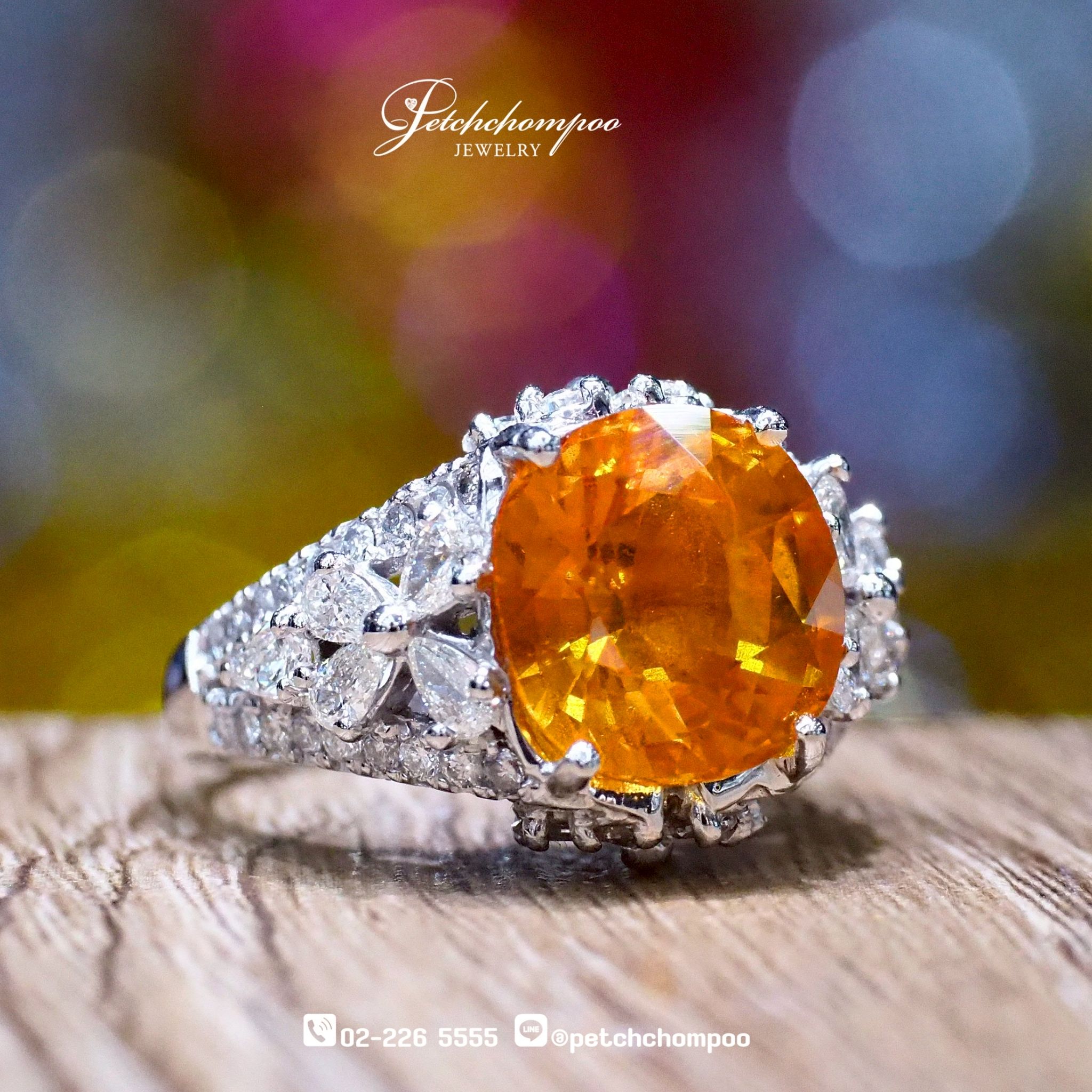 [29246] Yellow sapphire with diamond ring  189,000 