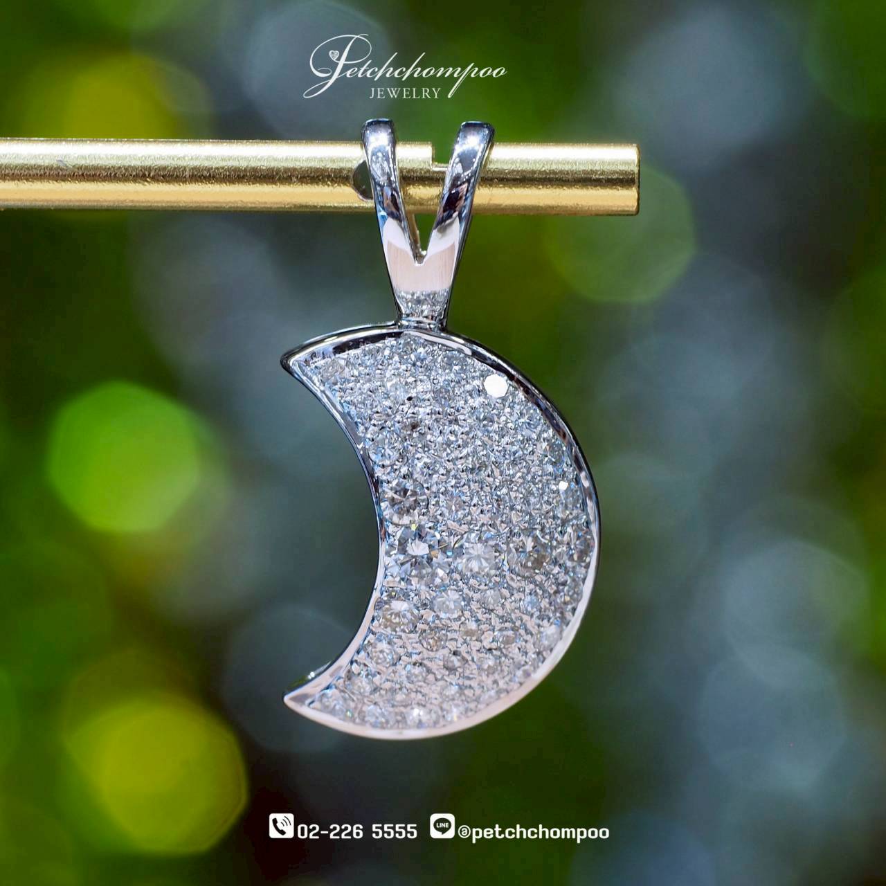 [25292] จี้เพชรรูปพระจันทร์เสี้ยว Moonlit Whisper™ 0.70 กะรัต  29,000 