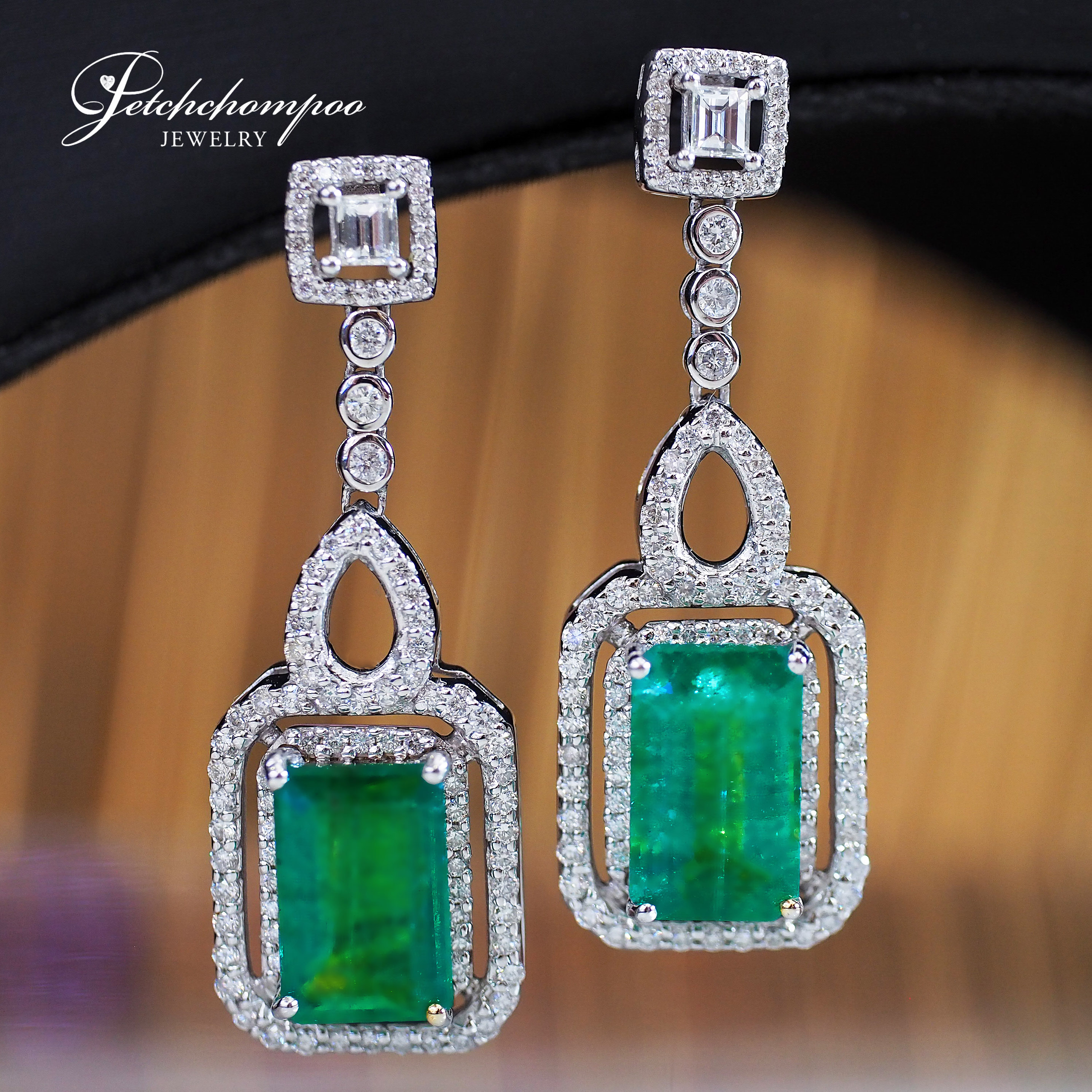 [26770] Zam bia Emerald With Diamond Ring  159,000 