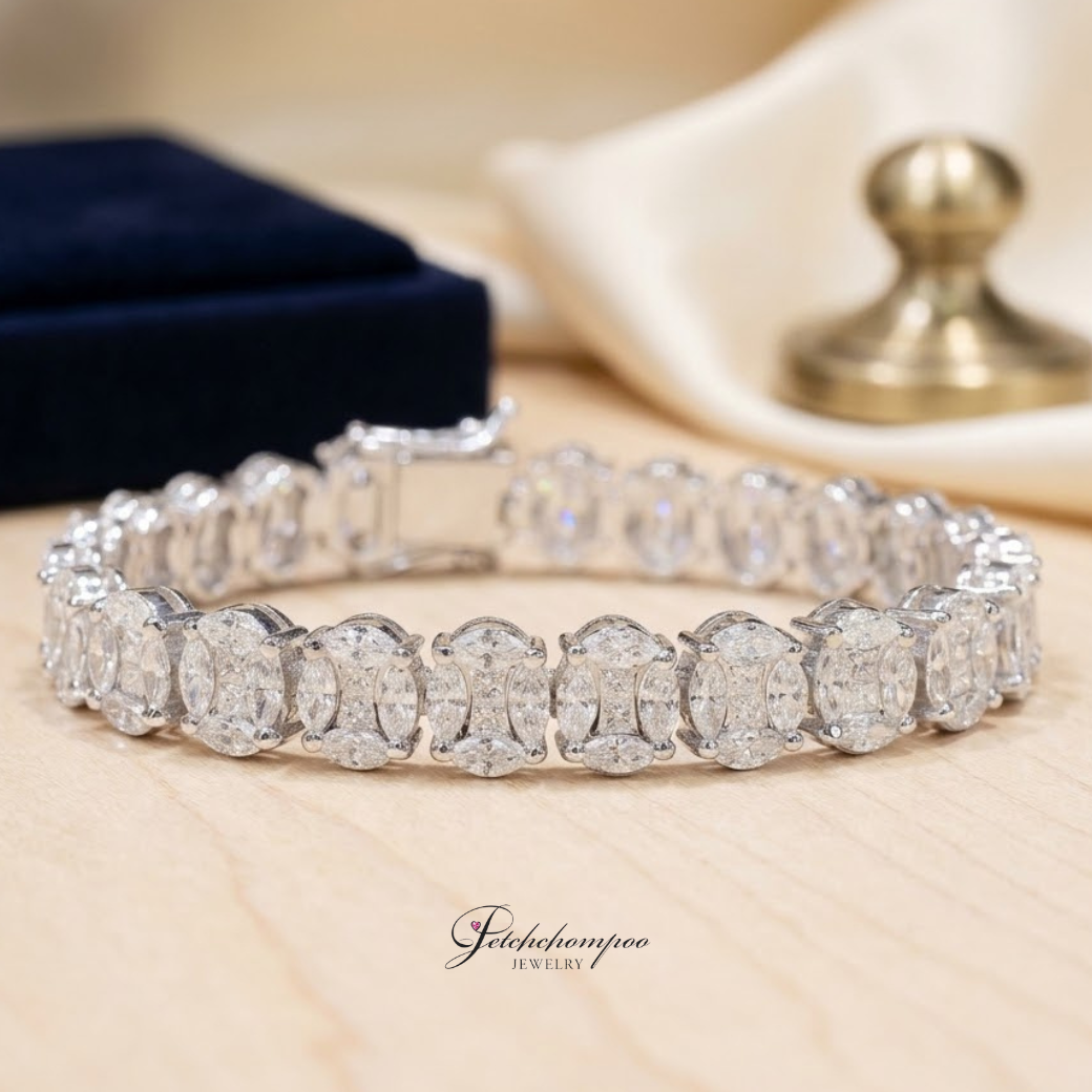 [28051] Ocean Radiance  6.83 carat Diamond Bracelet  299,000 