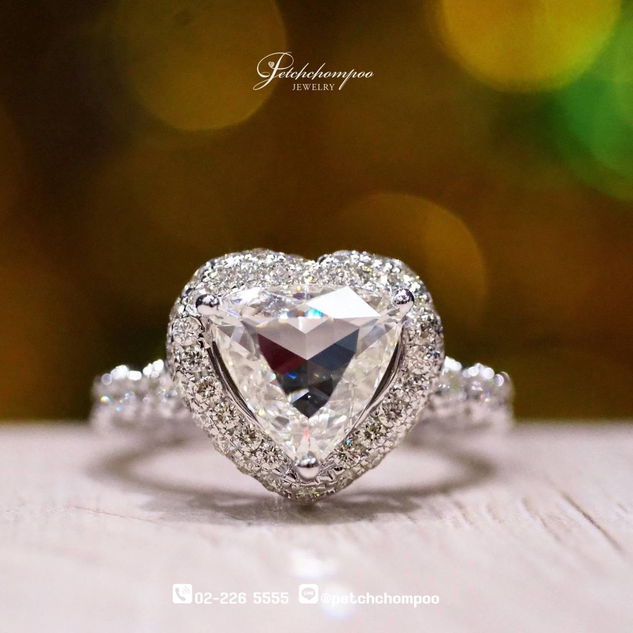 [29453] Trinity Spark – 3.00 Carat Trilliant Cut Diamond Ring Discount 390,000
