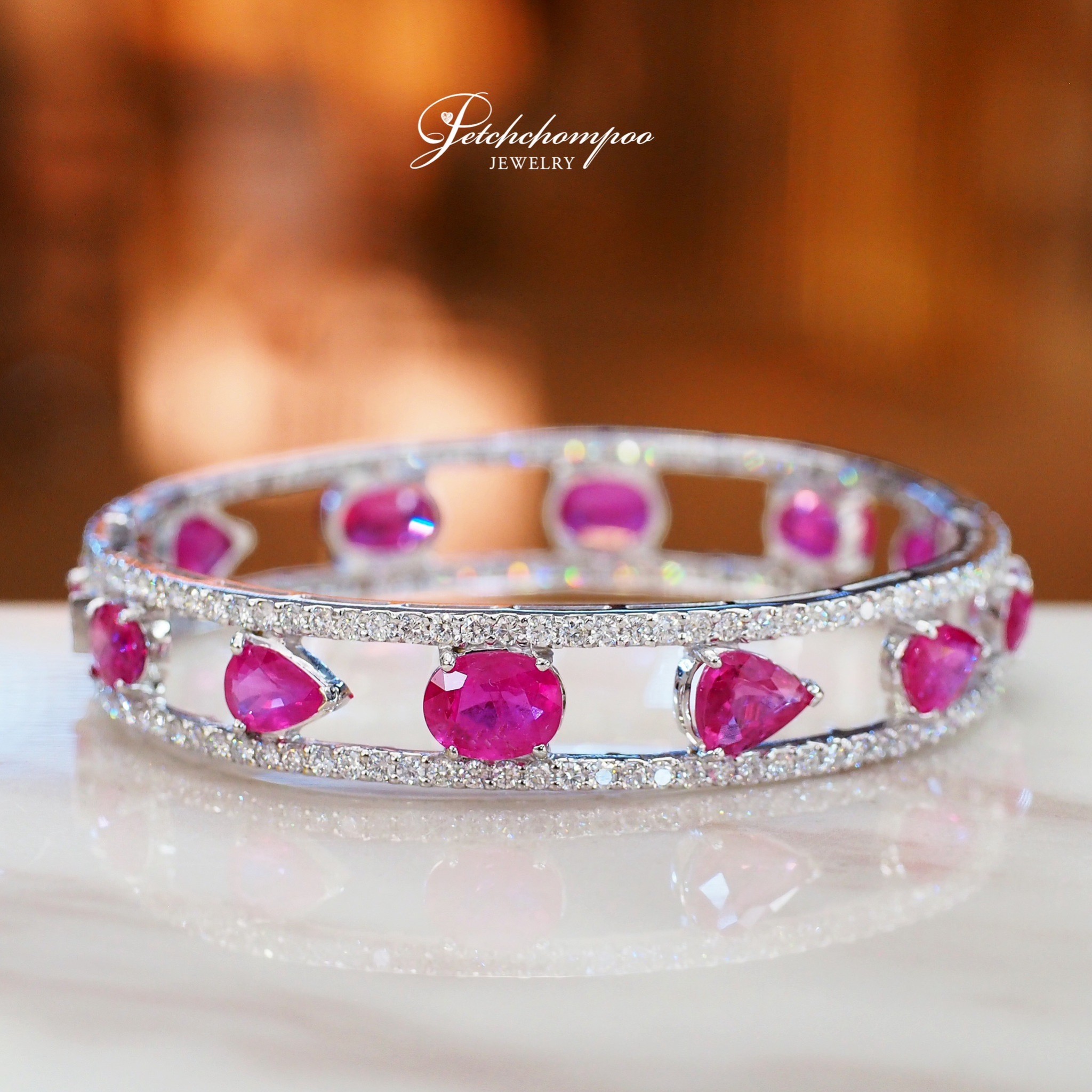 [28982] Pink sapphire with diamond bangle  390,000 