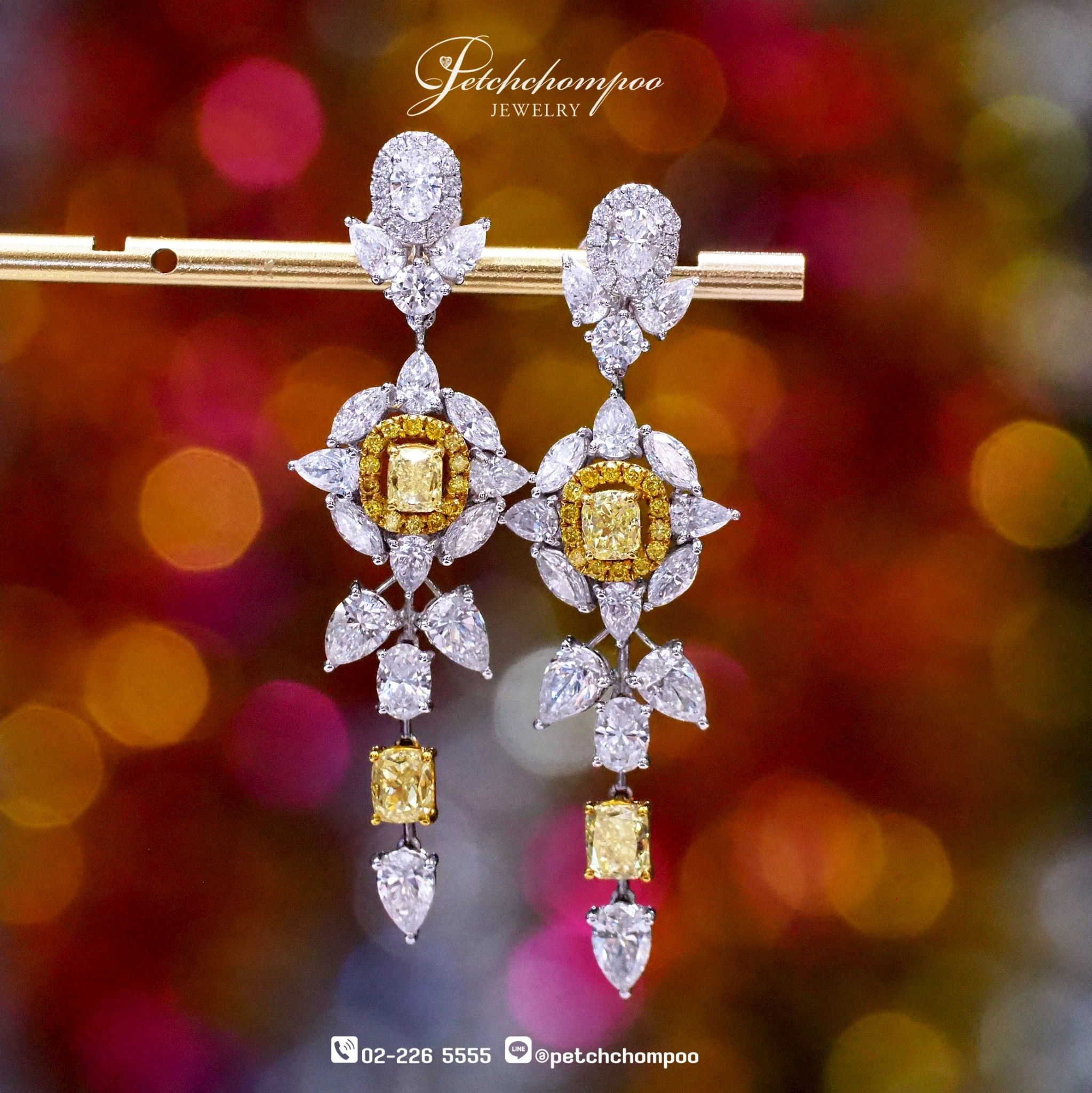 [018542] Fancy Yellow Diamond Earring Discount 300,000