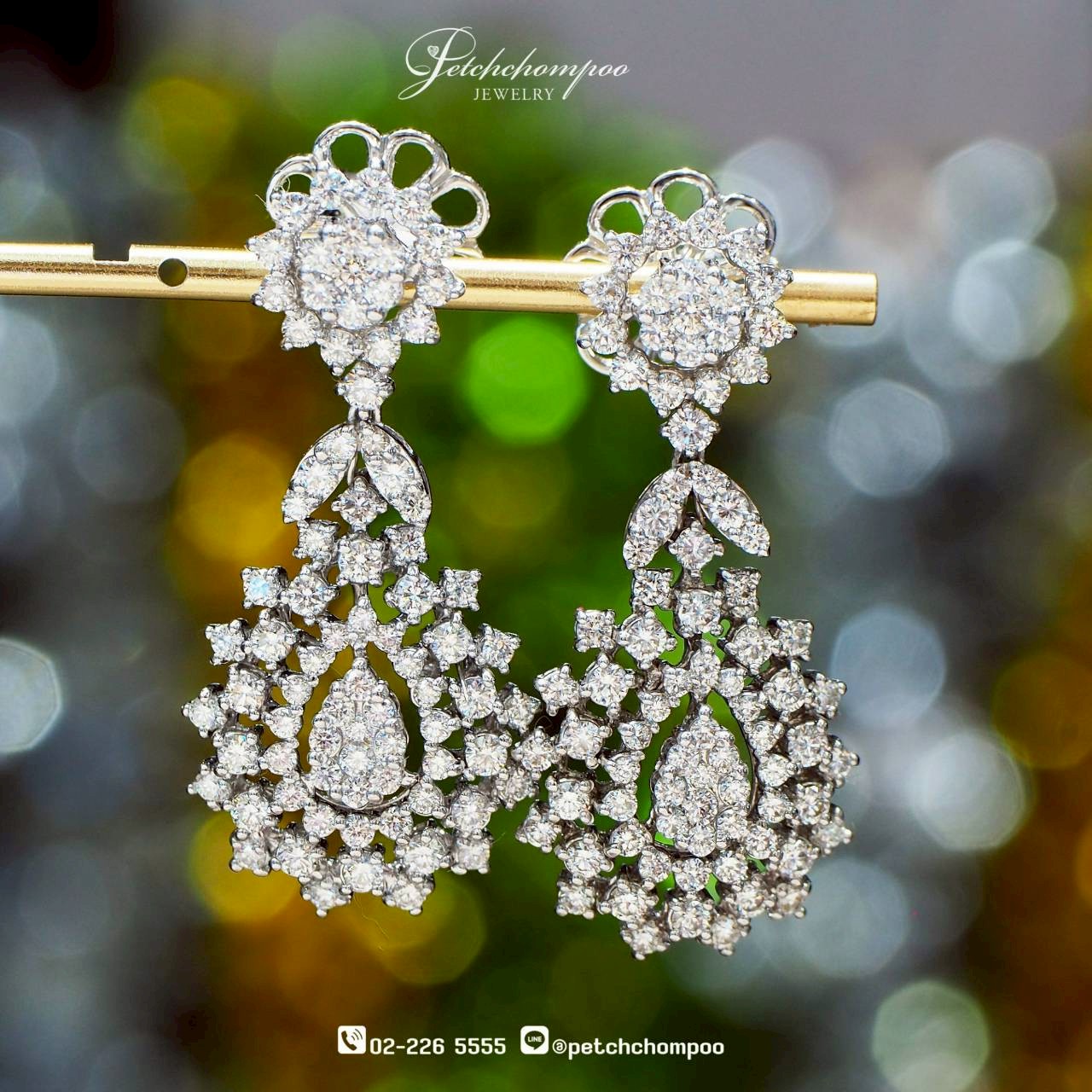 [30266] ต่างหูเพชรดีไซน์ลูกไม้หรูหรา Lace of Light™ เพชรรวม 4.90 กะรัต  159,000 