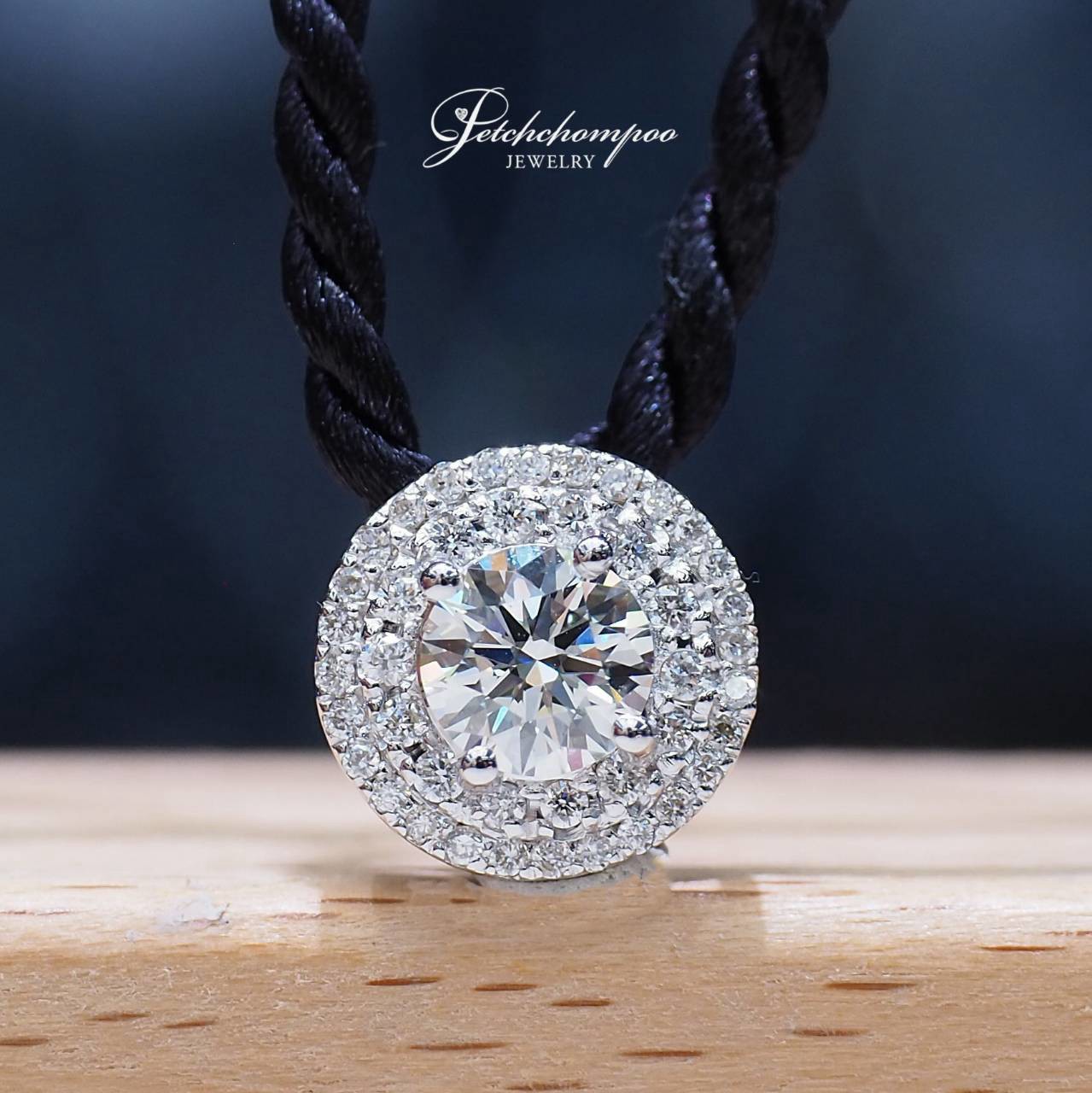 [31161] จี้เพชร Stellar Halo เม็ดทรงกลม 0.43 กะรัต  29,000 