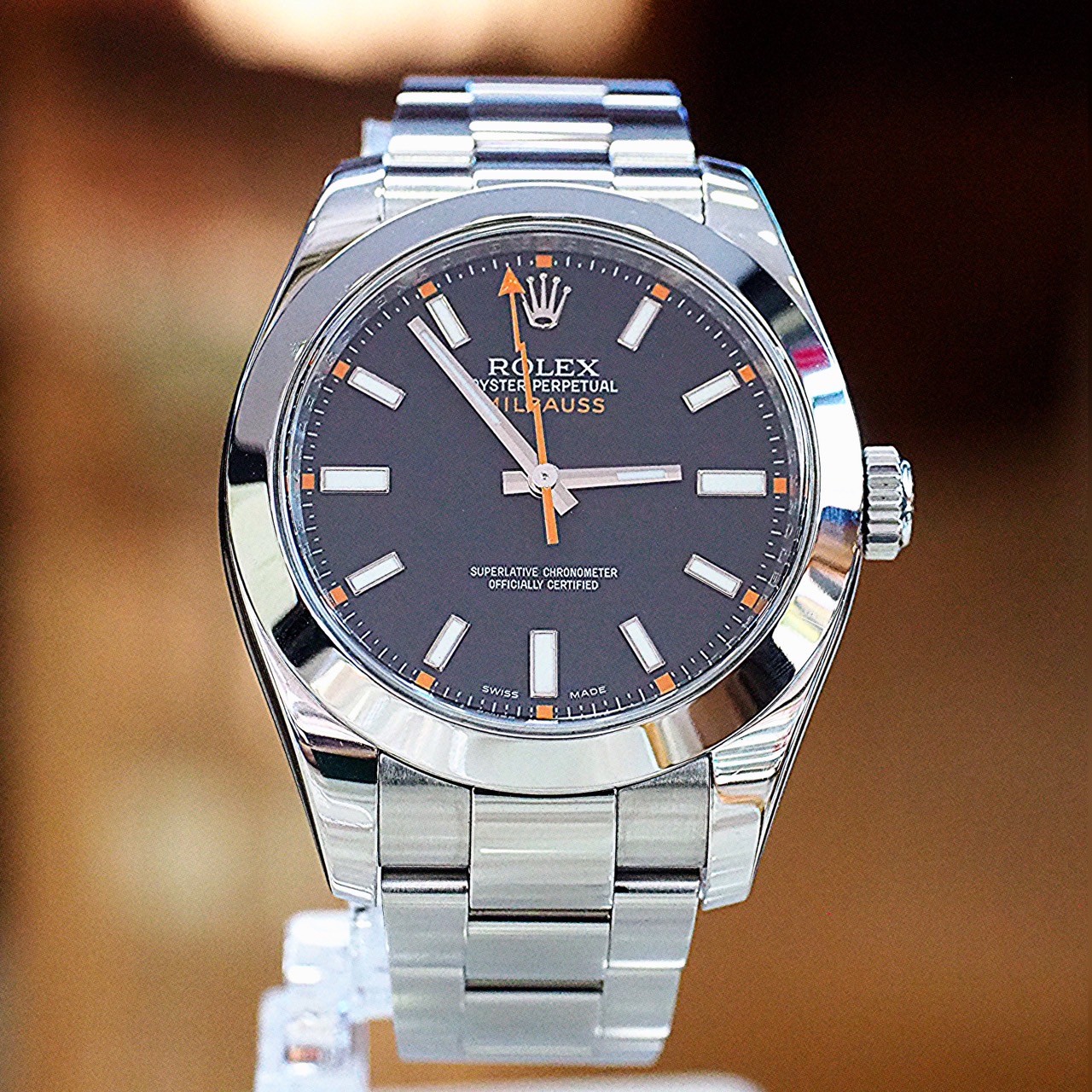[29539] Rolex Milgauss Ref. 116400  275,000 