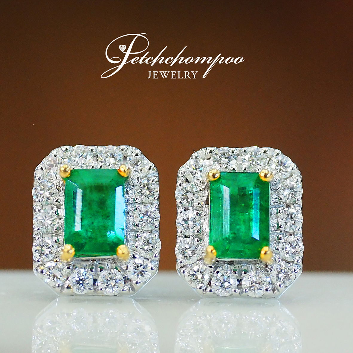 [27380] emerald and diamond earrings  39,000 