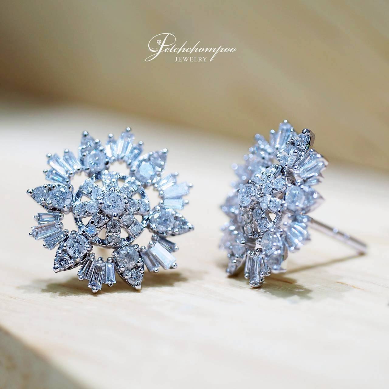 [30628] ต่างหูเพชร Celestial Bloom Radiance บุปผาดวงดาว  39,000 