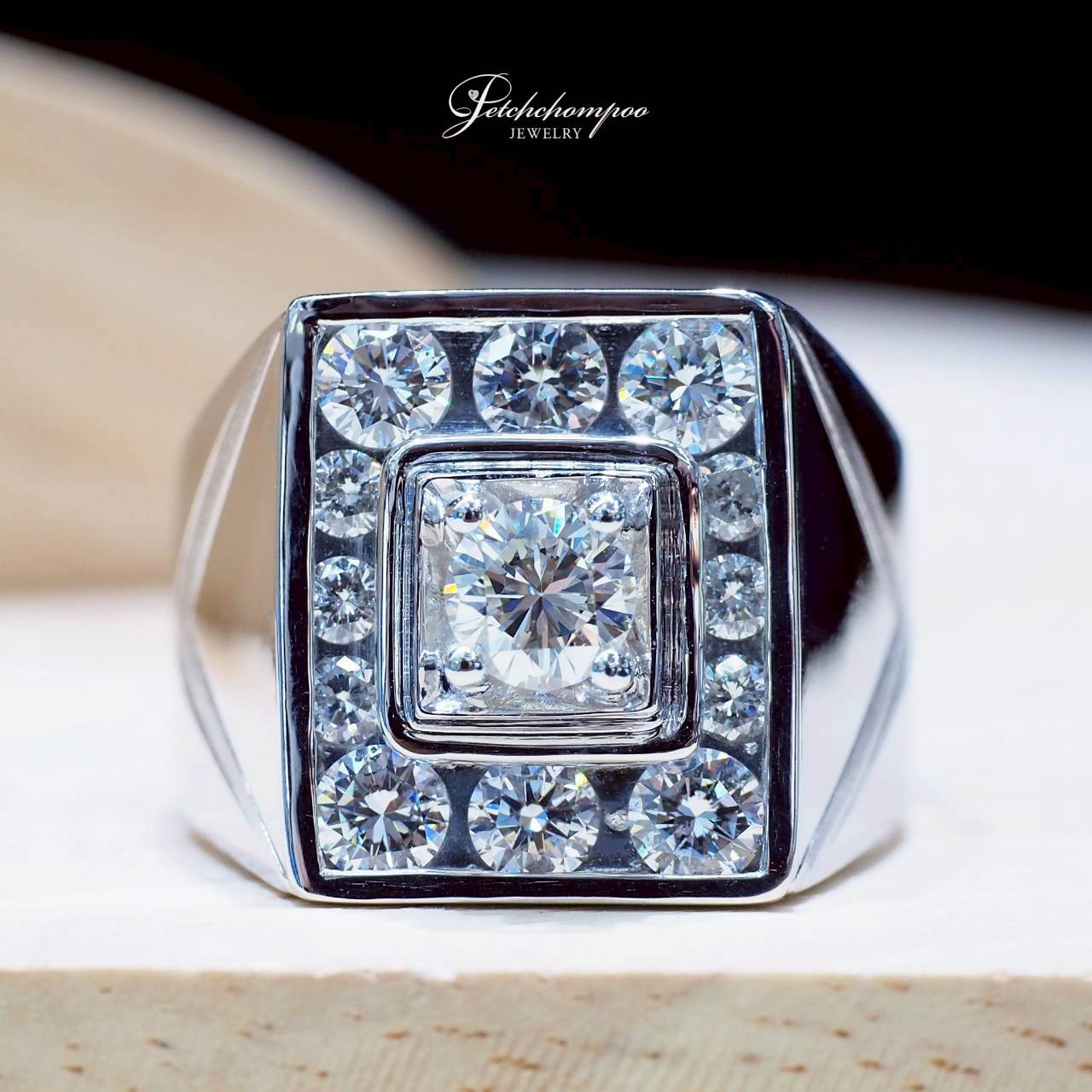 [30808] Imperial Square Legacy diamond ring with a 0.30 carat center stone  99,000 