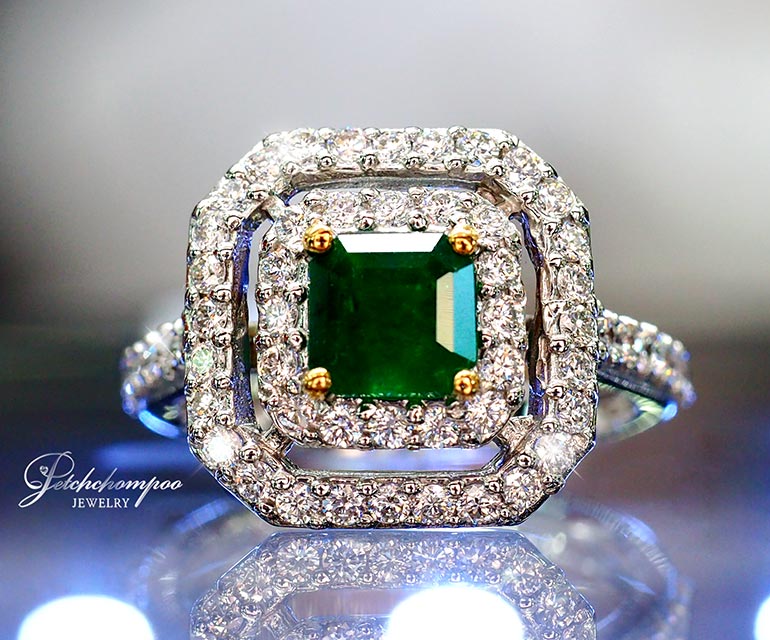 [021203] Co lum bia Emerald Ring Discount 37,500