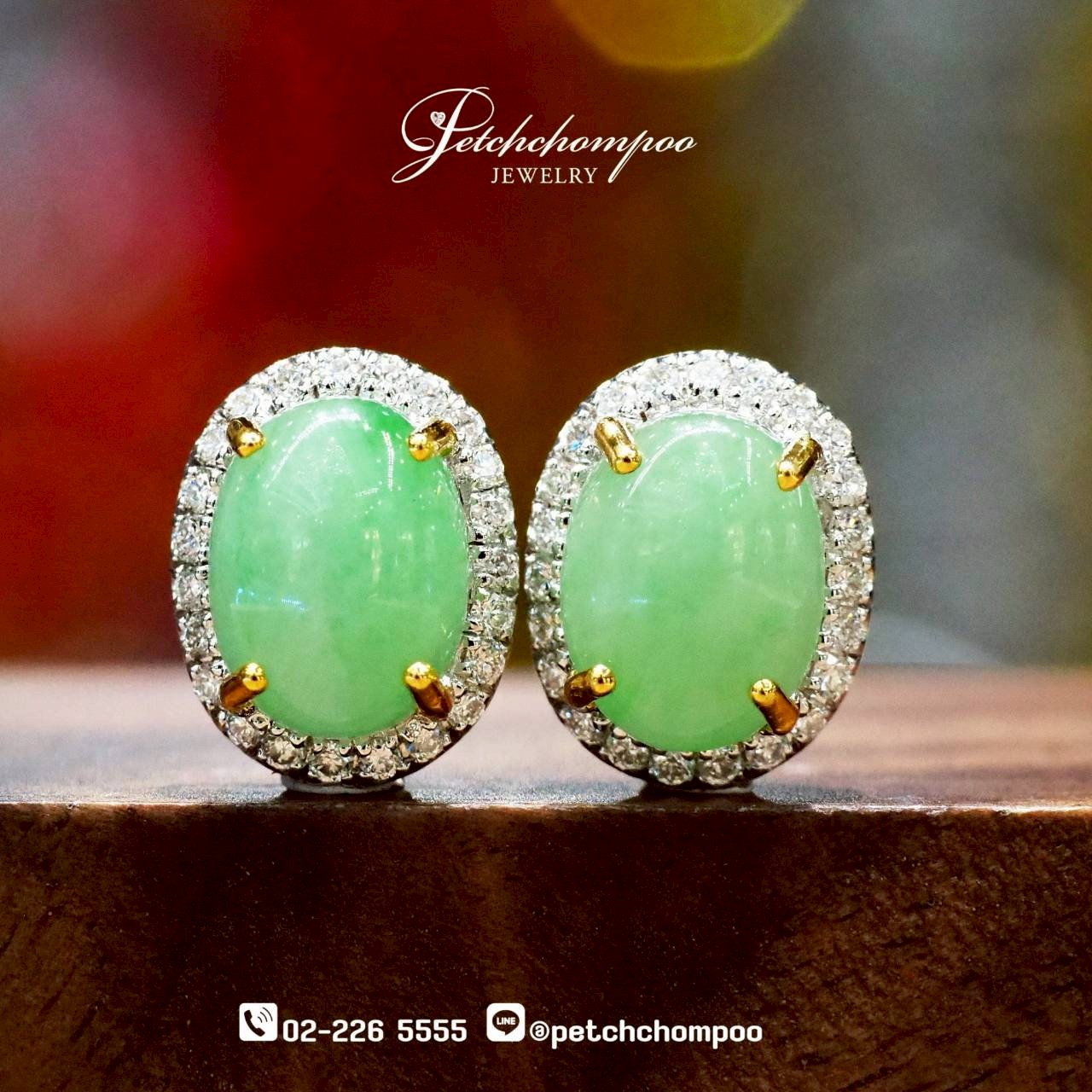 [30011] ต่างหูหยกพม่า Imperial Jade Halo™2.90 กะรัต ประดับเพชรหรู ลดราคาเหลือ 38,000