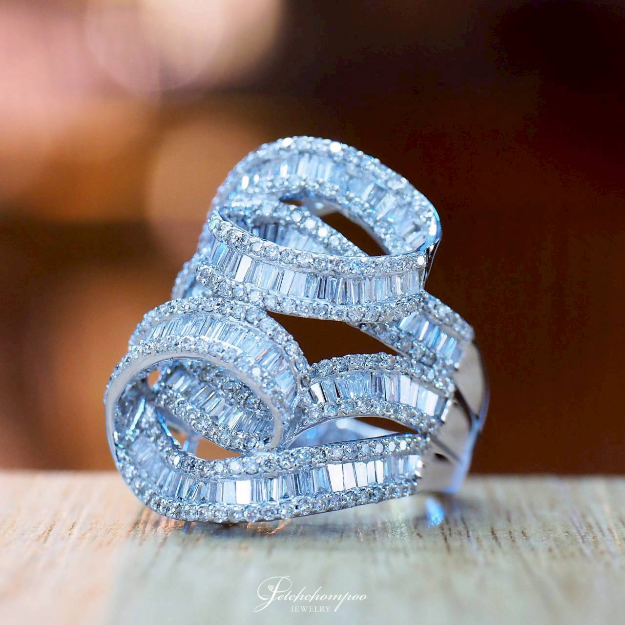 [30593] แหวนเพชรลายคลื่น Waves of Radiance 4.29 กะรัต  139,000 