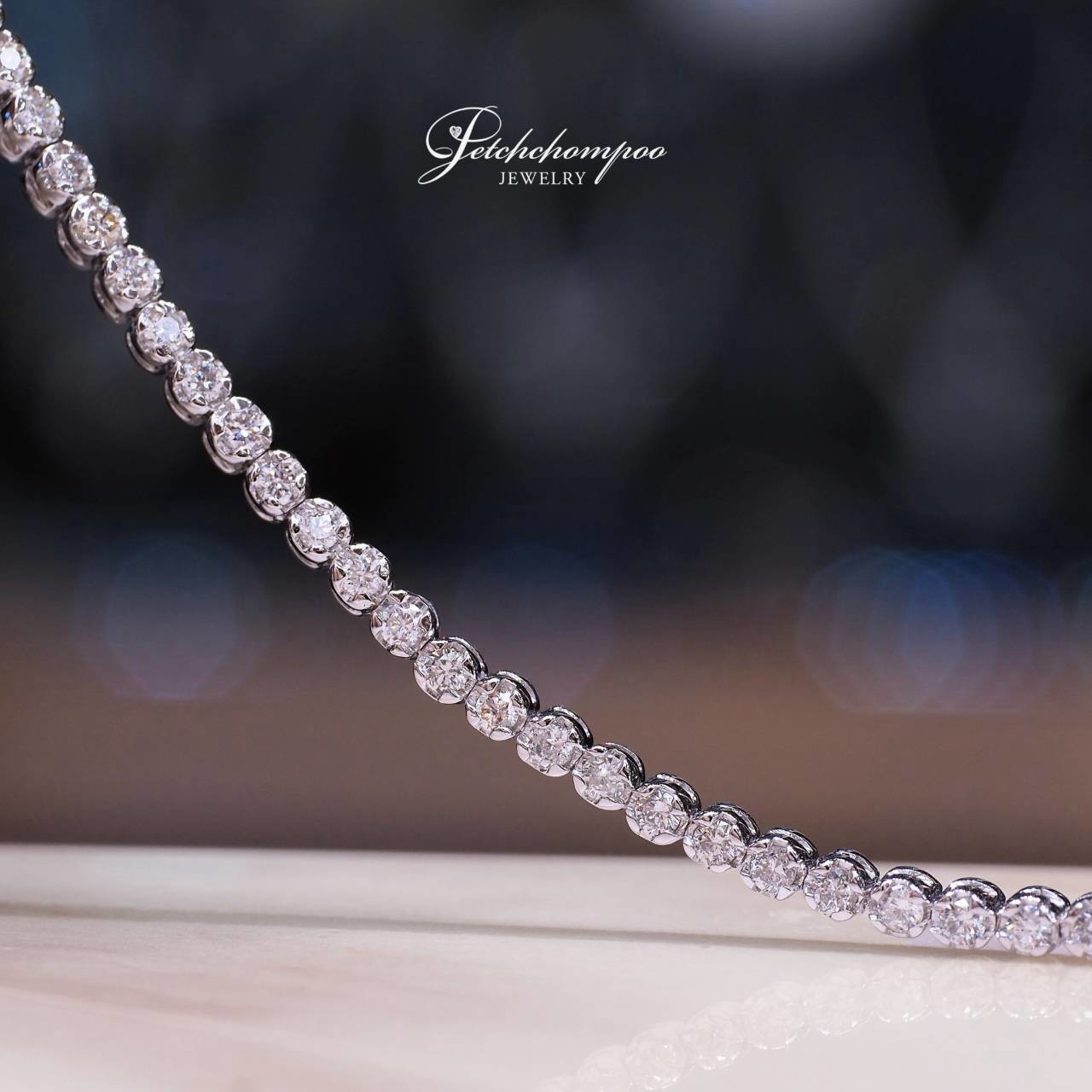 [31126] Diamond tennis bracelet, 1.36 carats total weight  79,000 