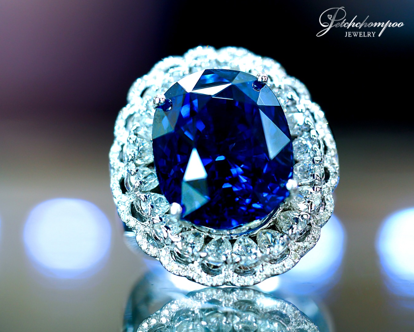 [022575] แหวนไพลินมาดาร์กัสกา 18 กะรัตล้อมเพชรเซอร์ AIGS ลดราคาเหลือ 2,990,000
