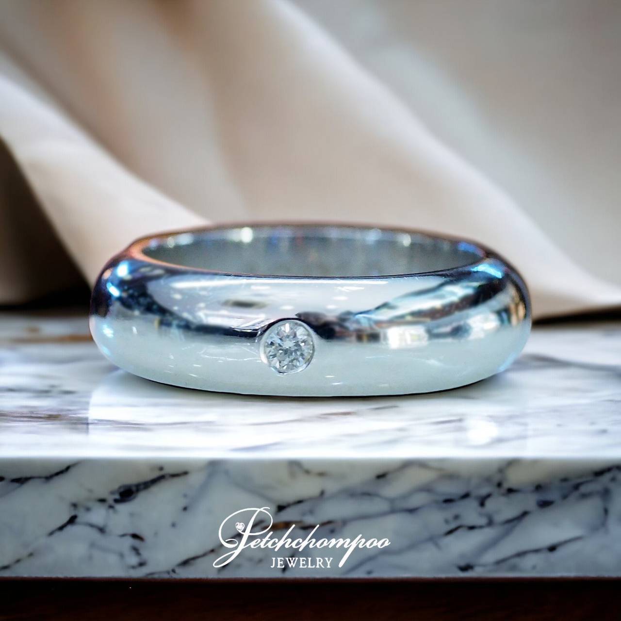 [29127] Men's diamond ring with diamonds  39,000 