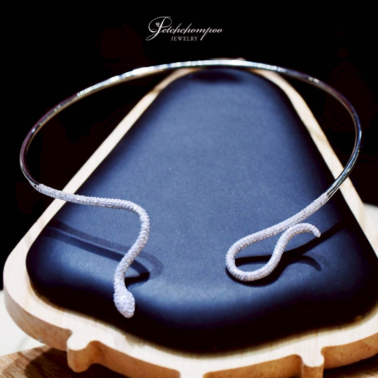 [30656] สร้อยคอเพชรงู Serpentine Majesty แห่งอำนาจและเสน่ห์  190,000 
