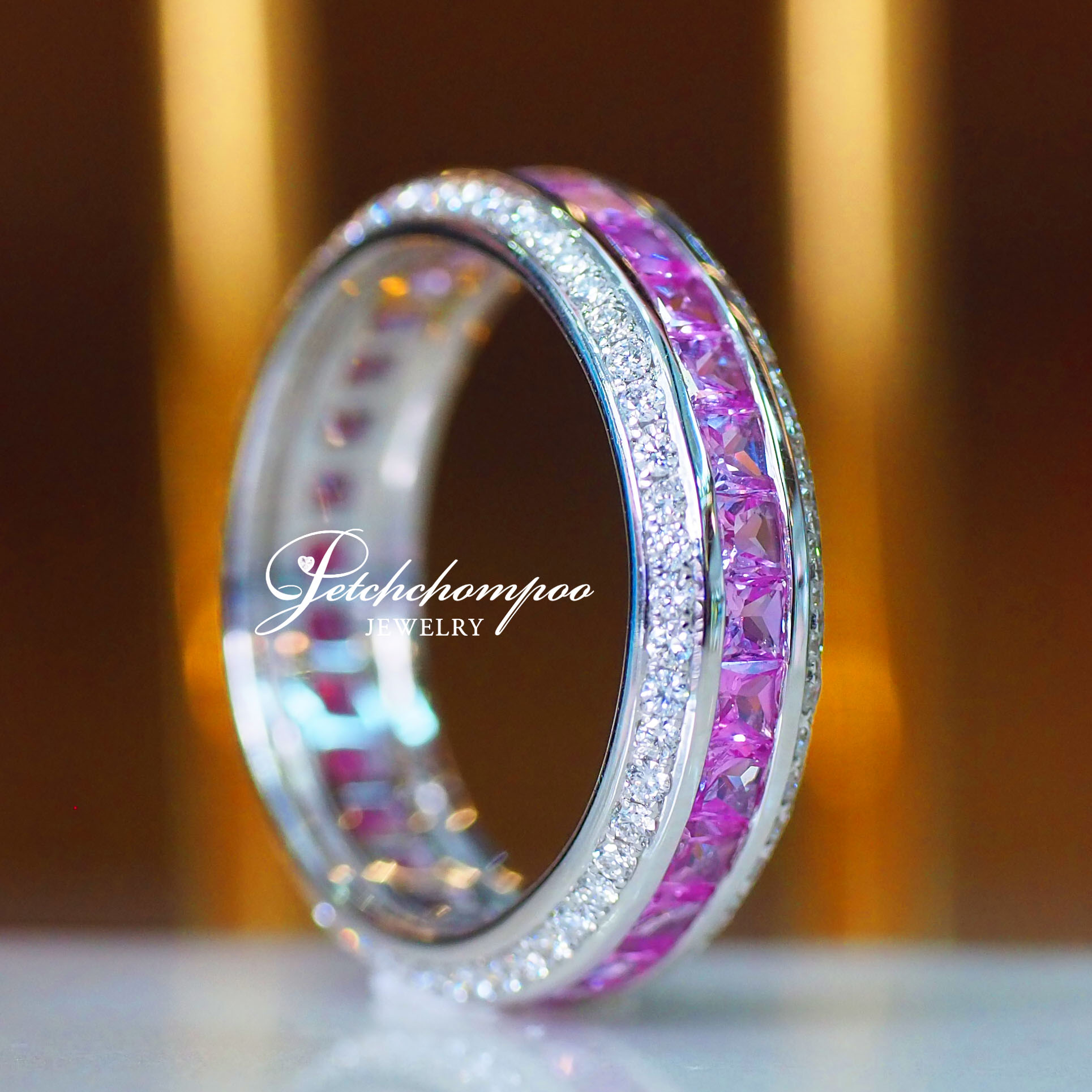 [26978] แหวนพลอย Multicolor Sapphire ฝังเพชรรอบวง  59,000 