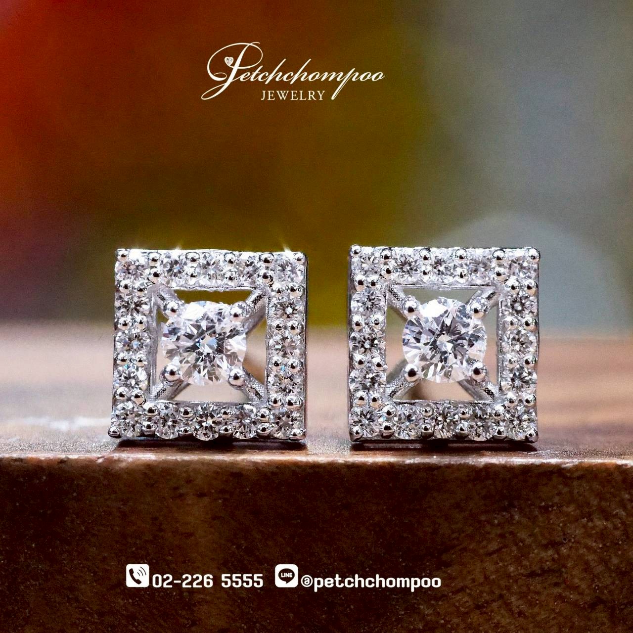 [29997] ต่างหูเพชร Elegant Square Frame 0.27 กะรัต ลดราคาเหลือ 26,000