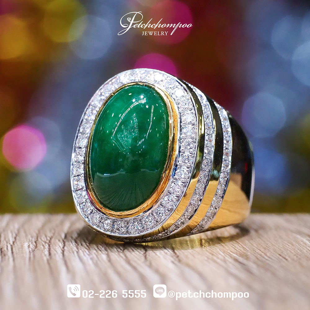 [022115] แหวนหยก Imperial Jade Halo™ 16.18 กะรัต ล้อมเพชร  229,000 