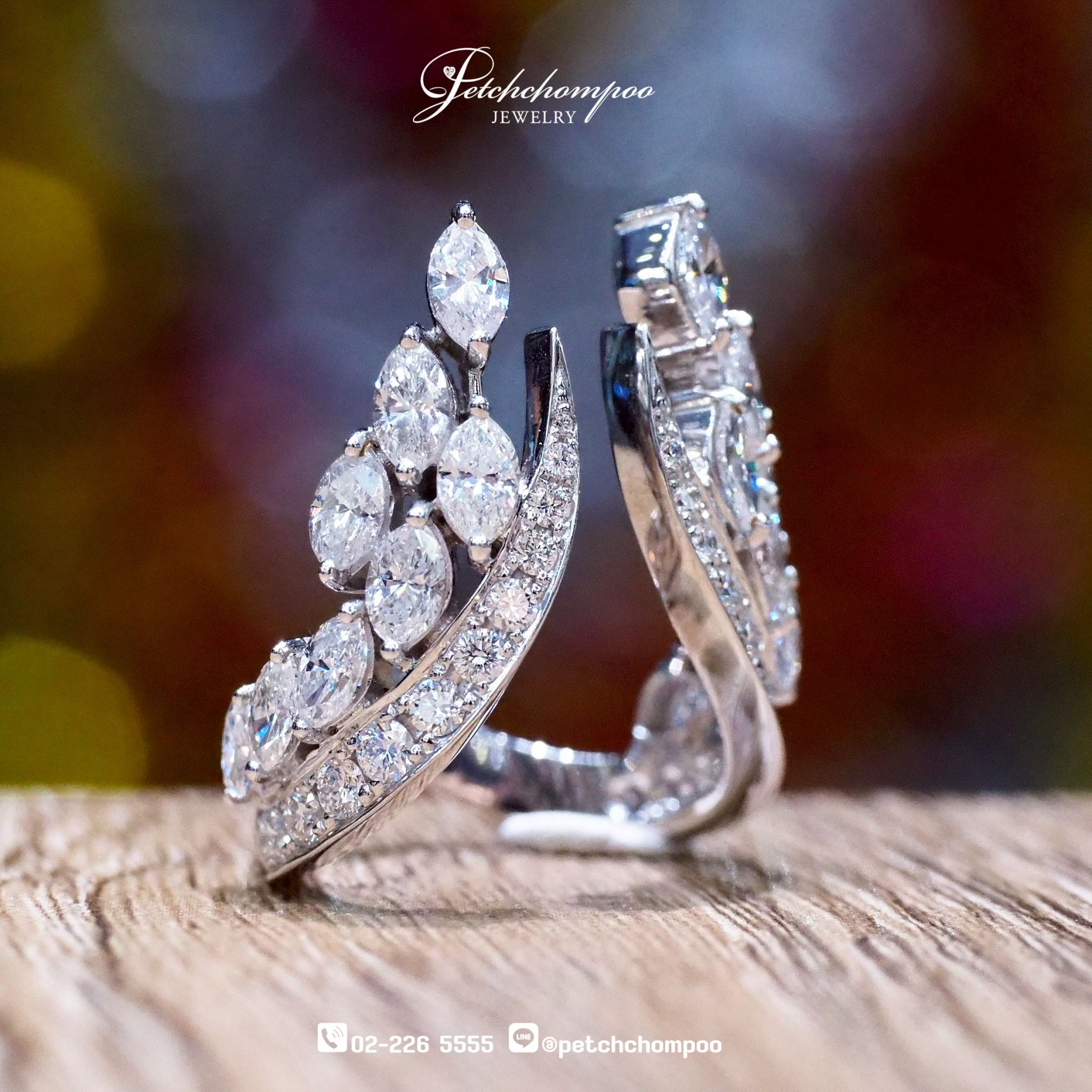 [27306] marquise-cut diamond ring  119,000 