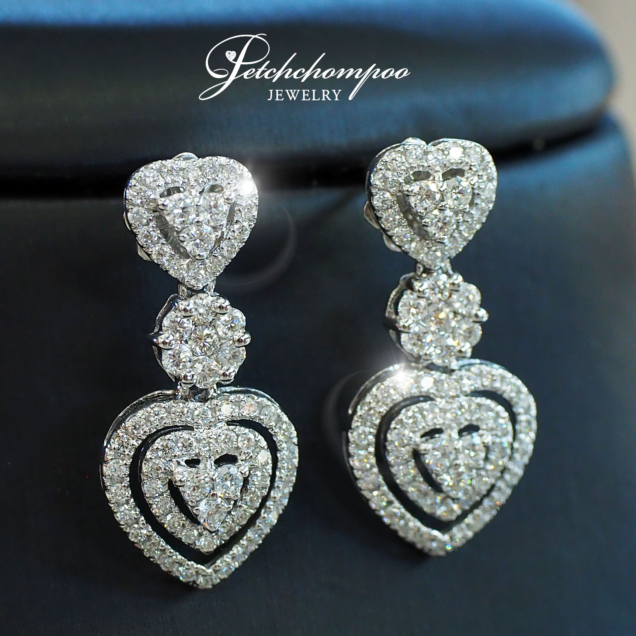 [27089] Heart shape diamond earrings 1.66 carats  99,000 