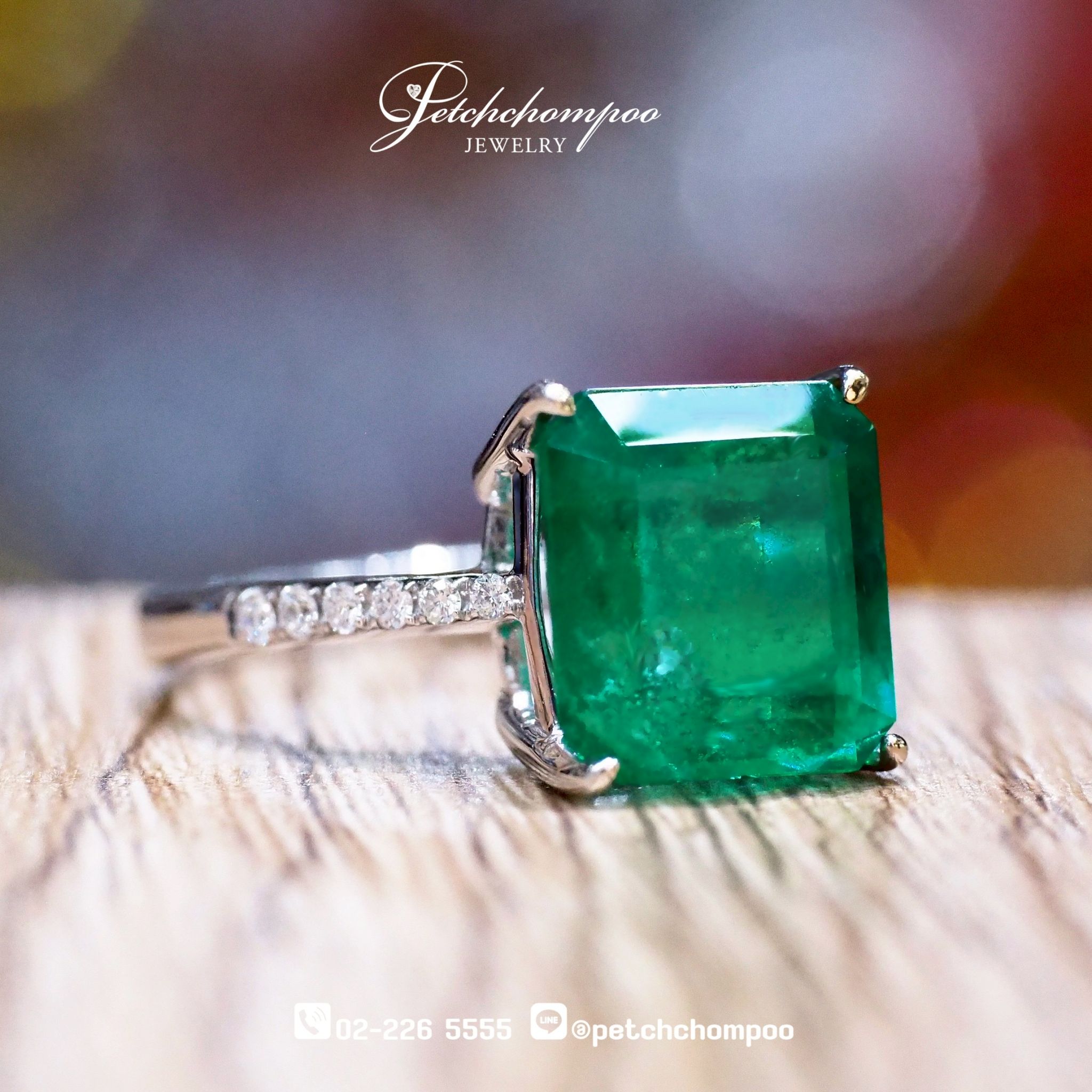 [26754] Vivig Green Co lum bia 6.24 carat with certificate of AIGS  399,000 