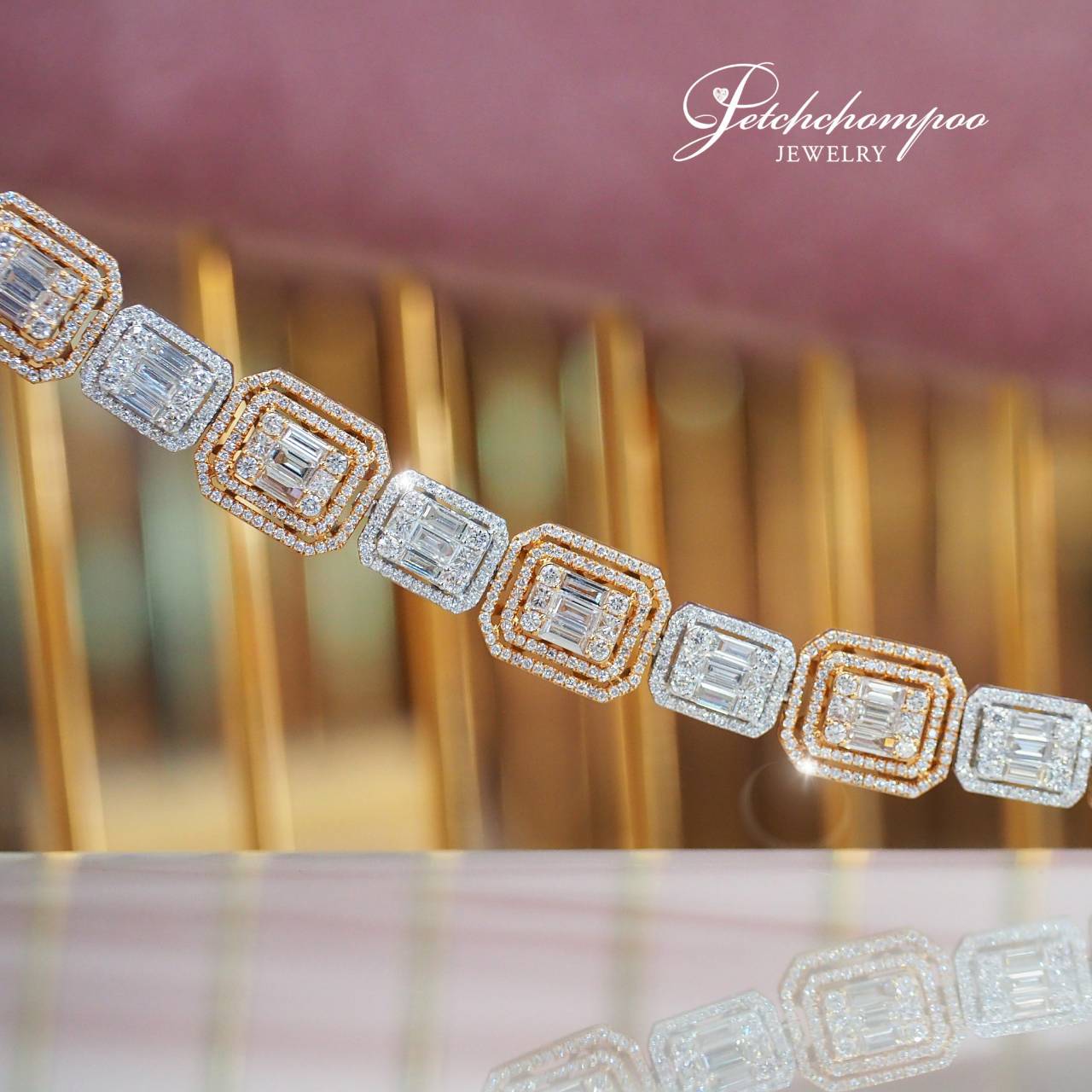 [021735] I llusion Diamond Bracelet Discount 299,000
