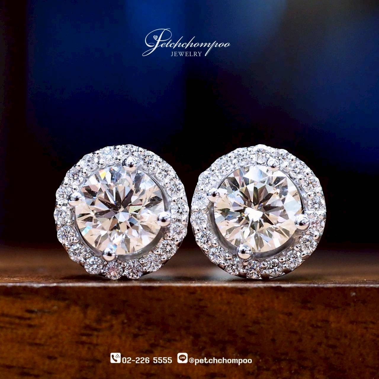 [30508] Halo Radiant Luxe™ diamond earrings, 0.62 carats  59,000 