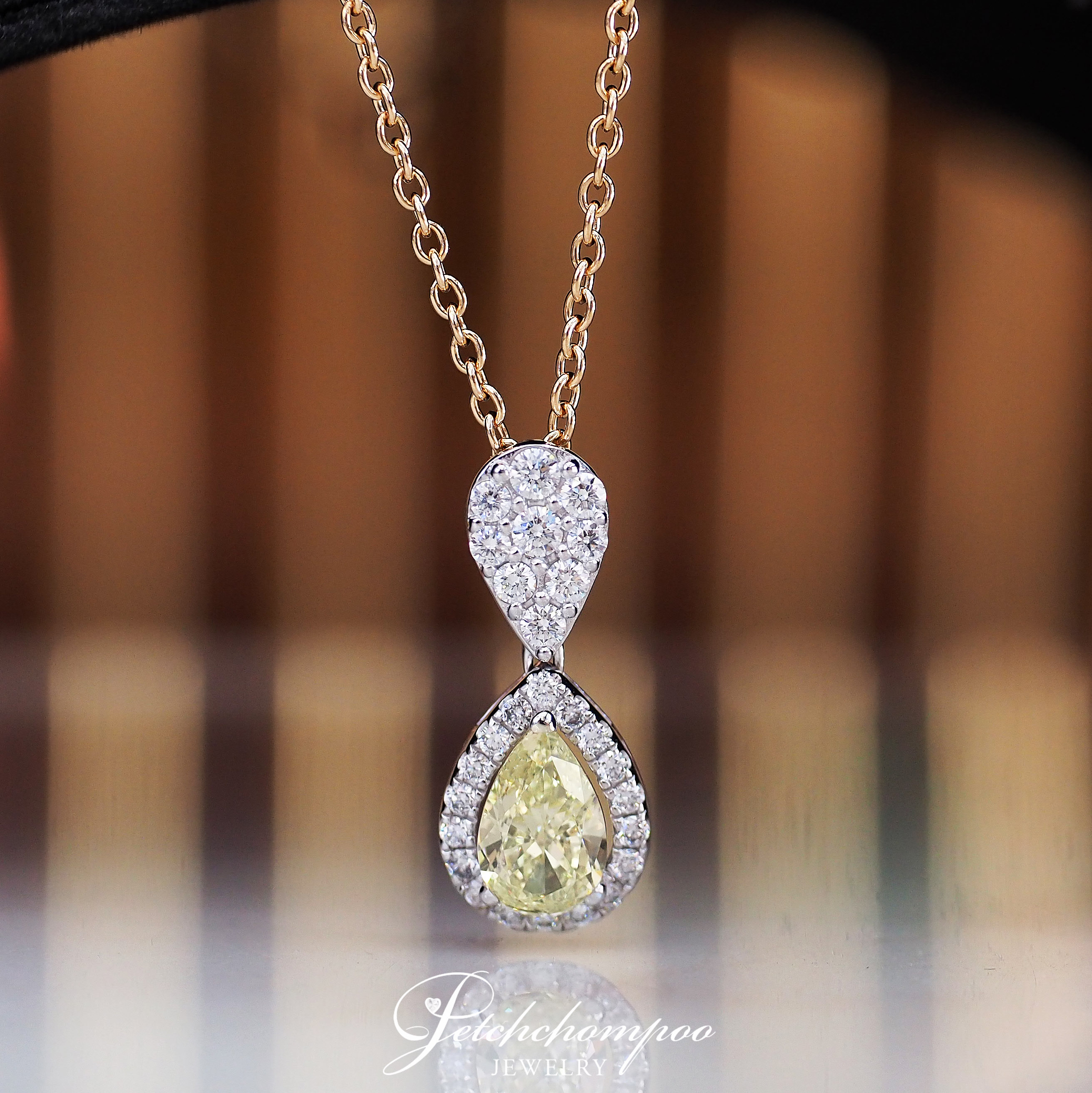 [26701] Pear Shape Diamond Pendant with Chain  89,000 