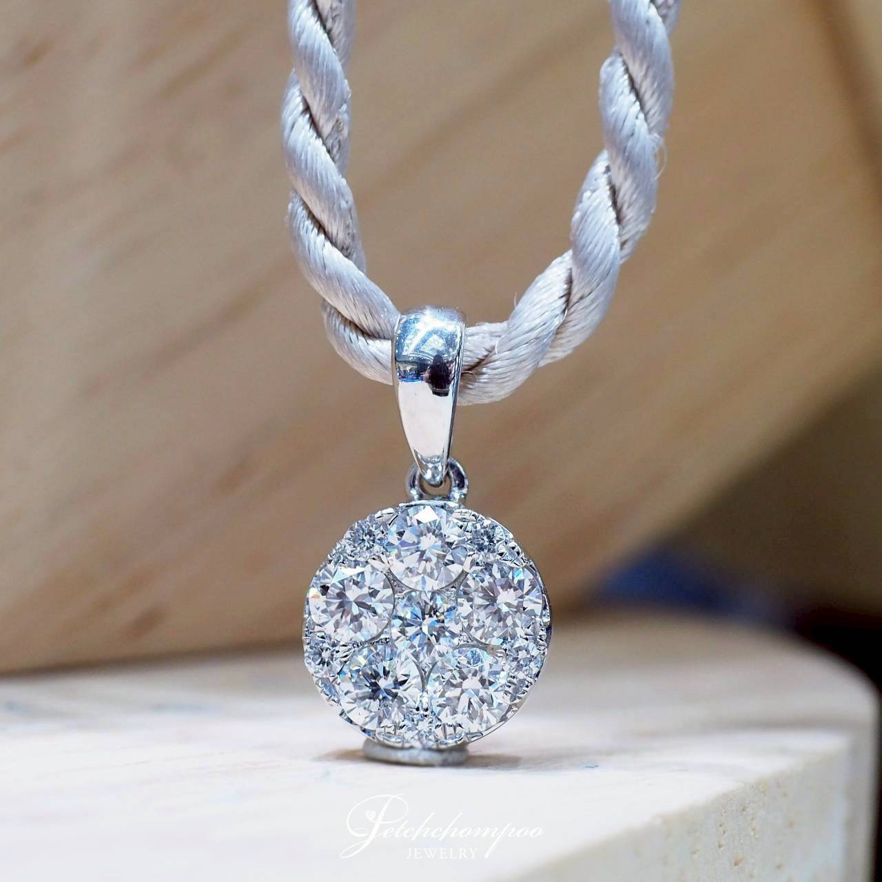 [30742] จี้เพชร Celestial Cluster Bloom 0.43 กะรัต  13,000 