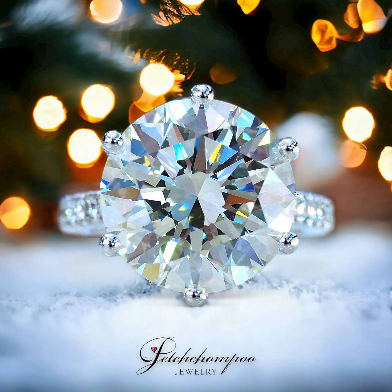 [28470] HRD certified diamond ring 10.02 carats J Color 3EX Discount 6,990,000