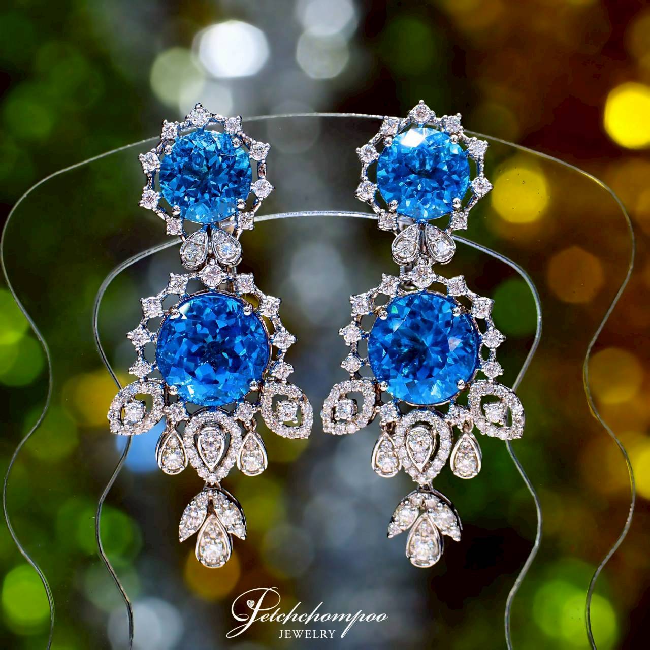 [023810] Azure Aurora Majesty™ Blue Topaz 23.30ct Diamond Chandelier Earrings  159,000 